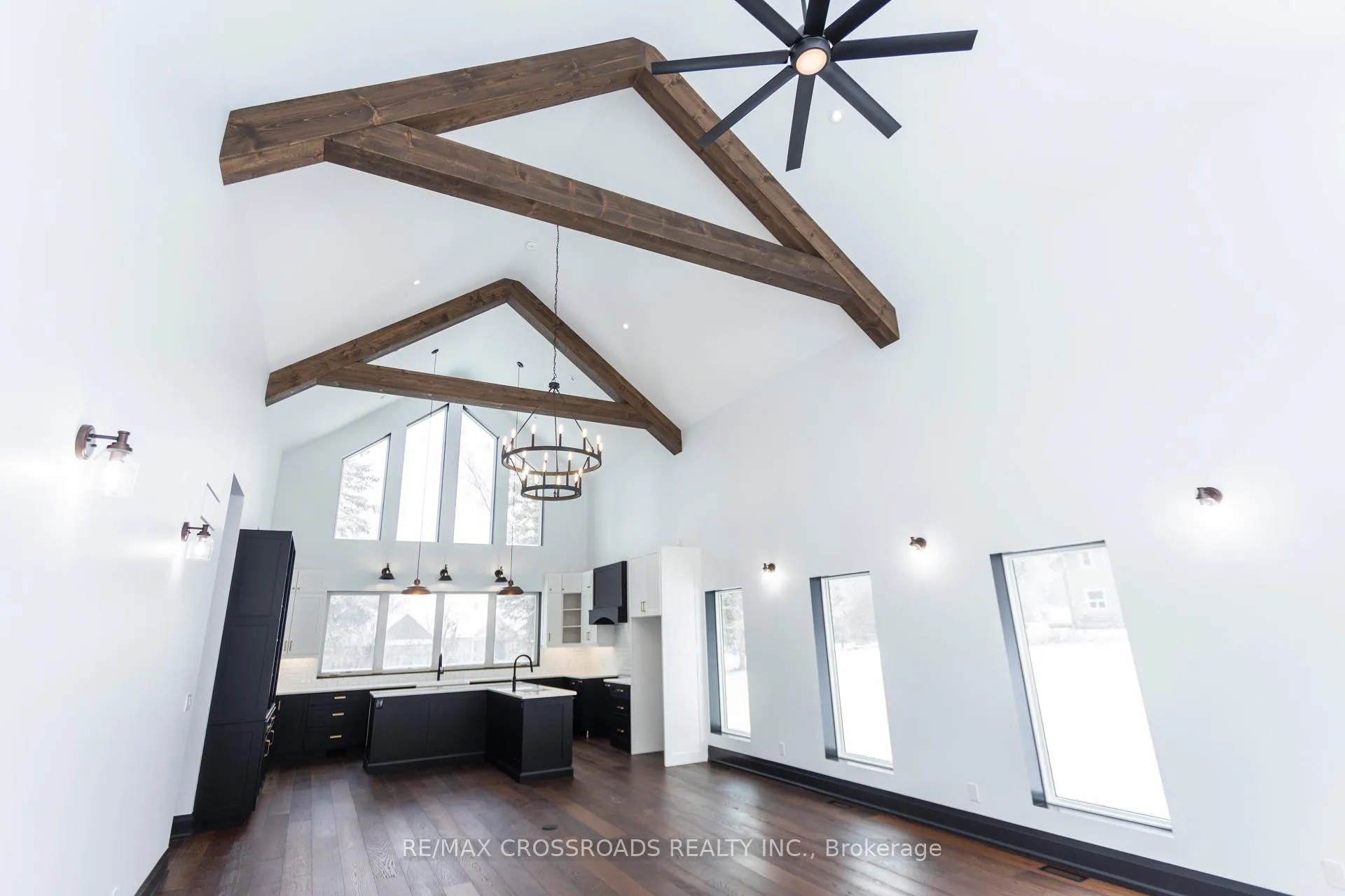 Photo 6 of 637 View Lake Road, Scugog, Rural Scugog — HOMEH
