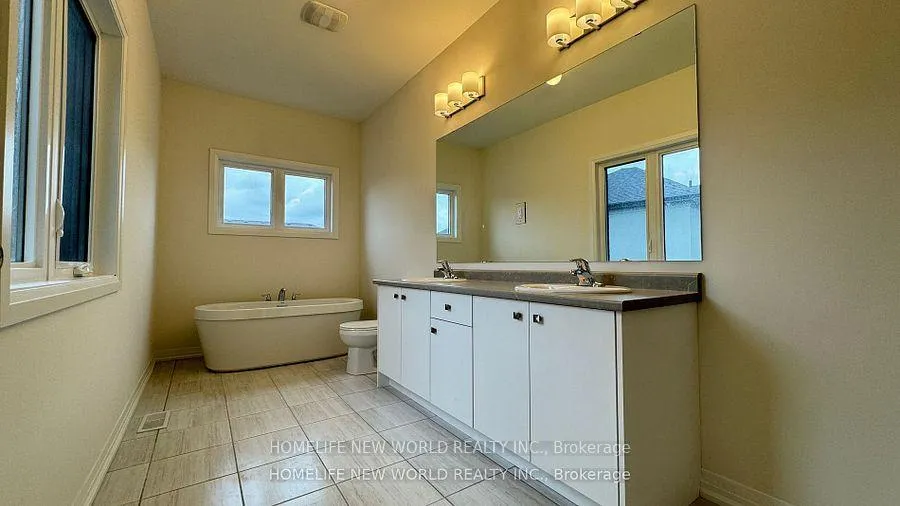 Photo 11 of 335 Coronation Road, Whitby, Rural Whitby — HOMEH