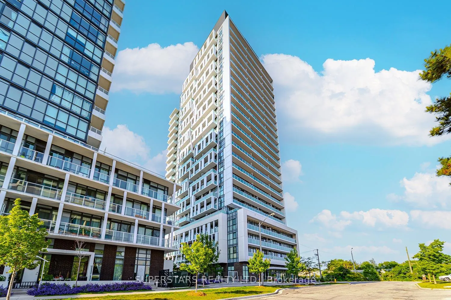 Front of Unit 2216, 188 Fairview Mall Drive