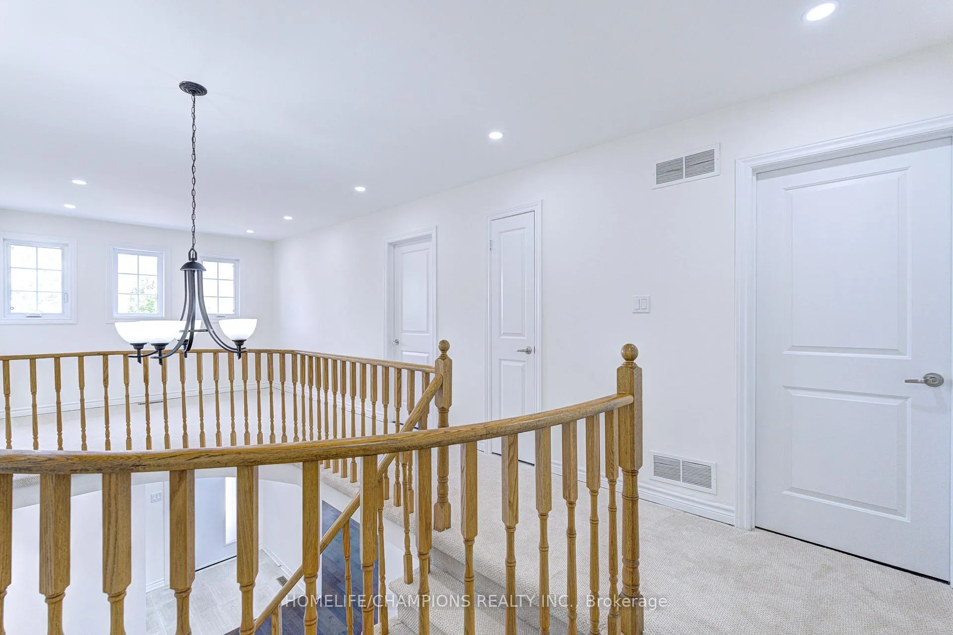 Photo 11 of 47 Randall Avenue, Markham, Milliken Mills East — HOMEH