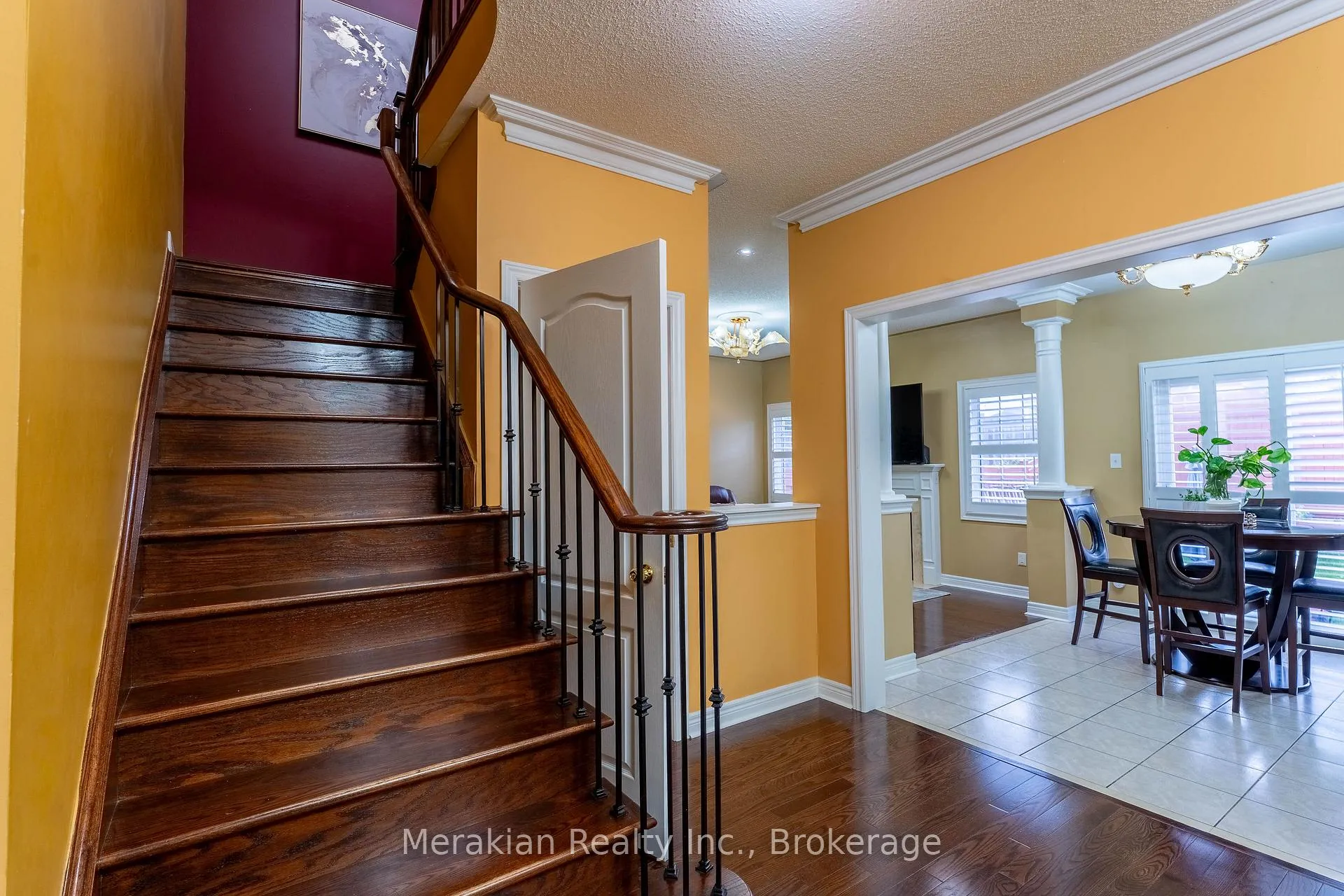 Photo 12 of 64 Executive Court, Brampton, Sandringham-Wellington North — HOMEH
