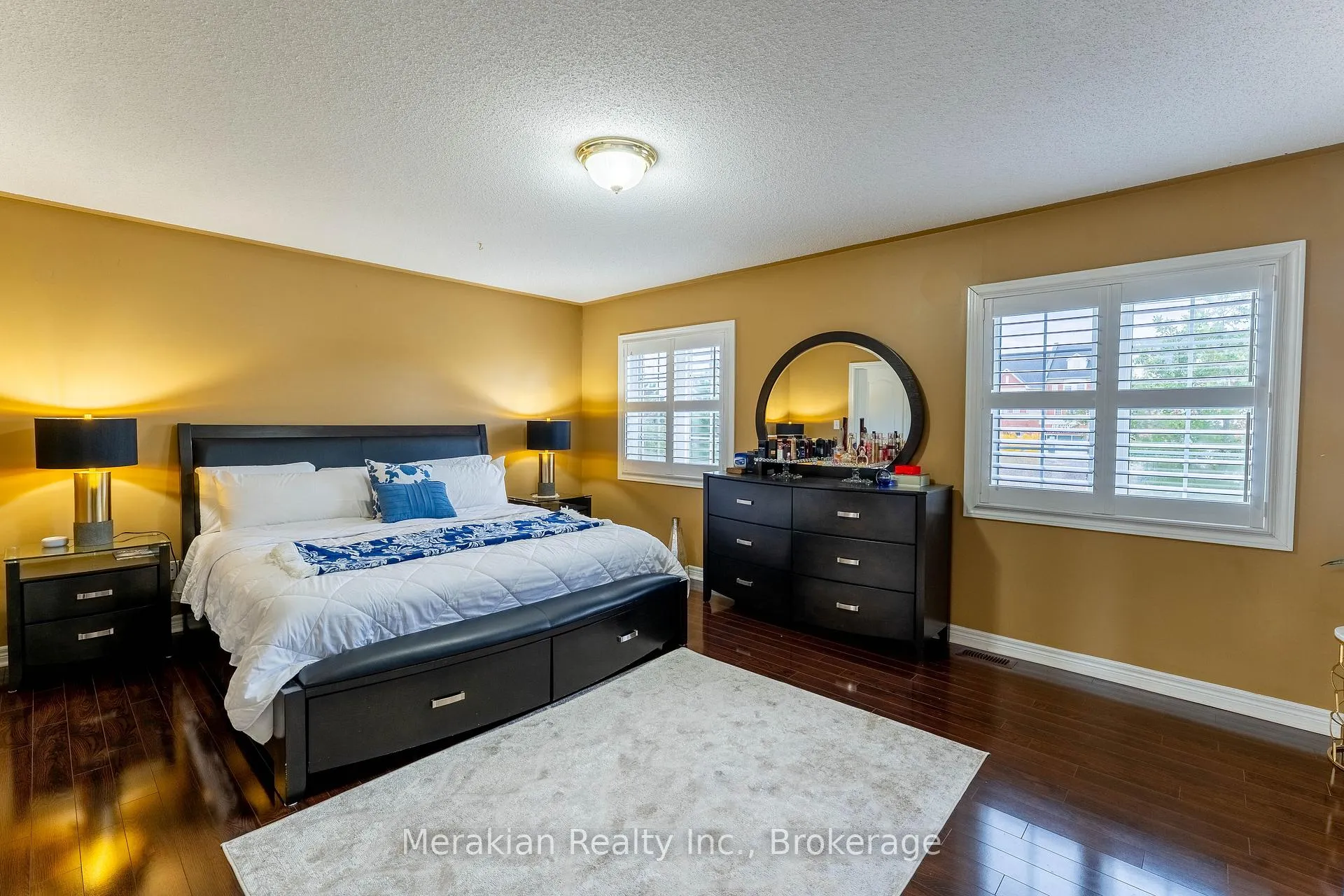 Photo 14 of 64 Executive Court, Brampton, Sandringham-Wellington North — HOMEH