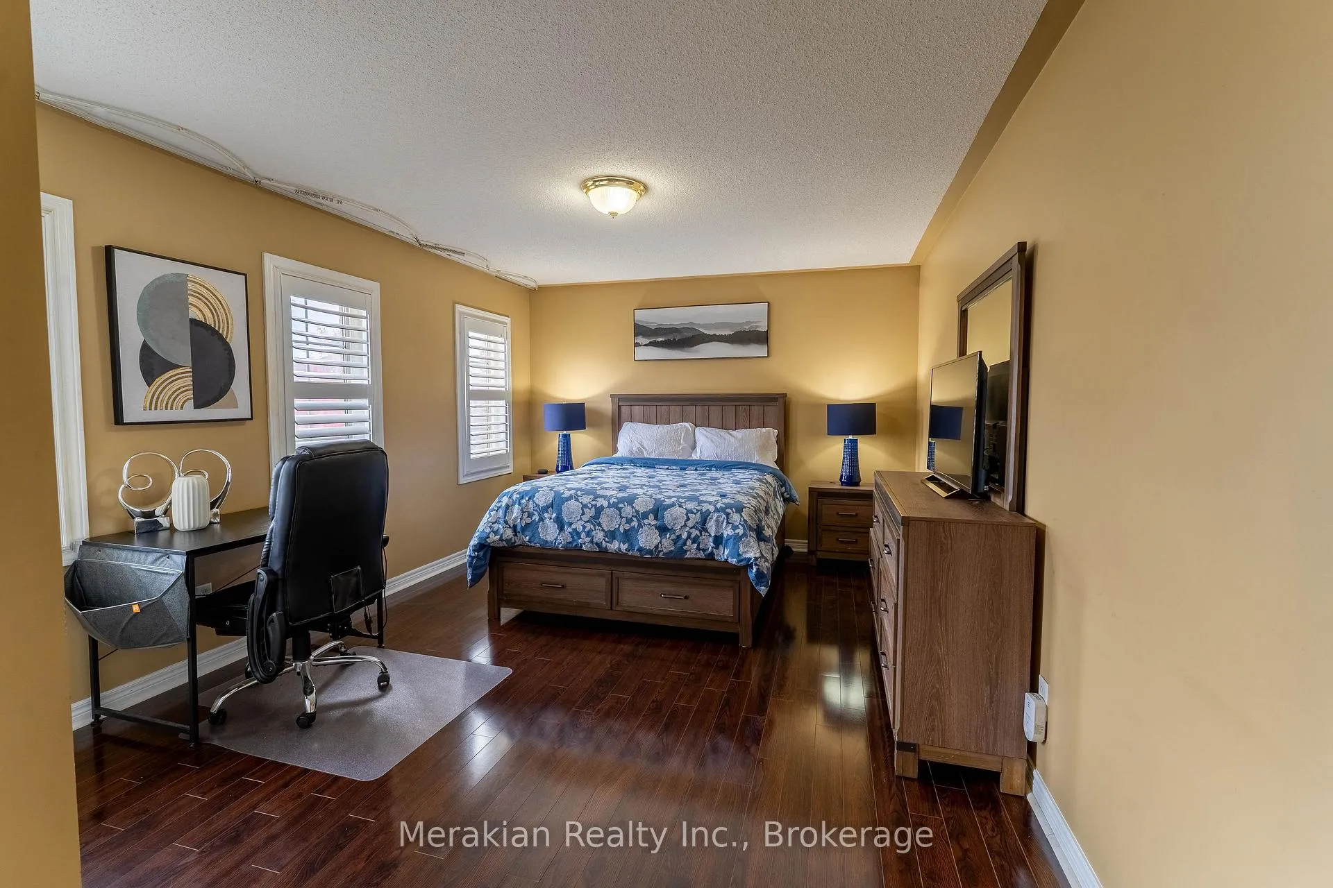 Photo 20 of 64 Executive Court, Brampton, Sandringham-Wellington North — HOMEH