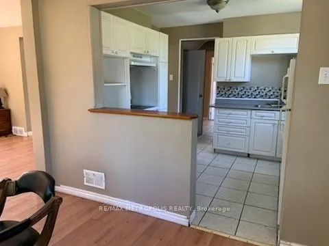 Photo 4 of 1254 Lakeshore Road, Sarnia — HOMEH