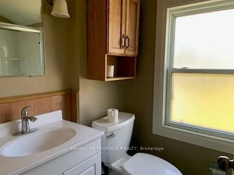 Photo 8 of 1254 Lakeshore Road, Sarnia — HOMEH