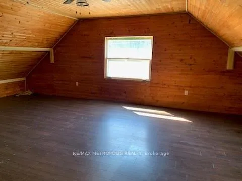 Photo 10 of 1254 Lakeshore Road, Sarnia — HOMEH