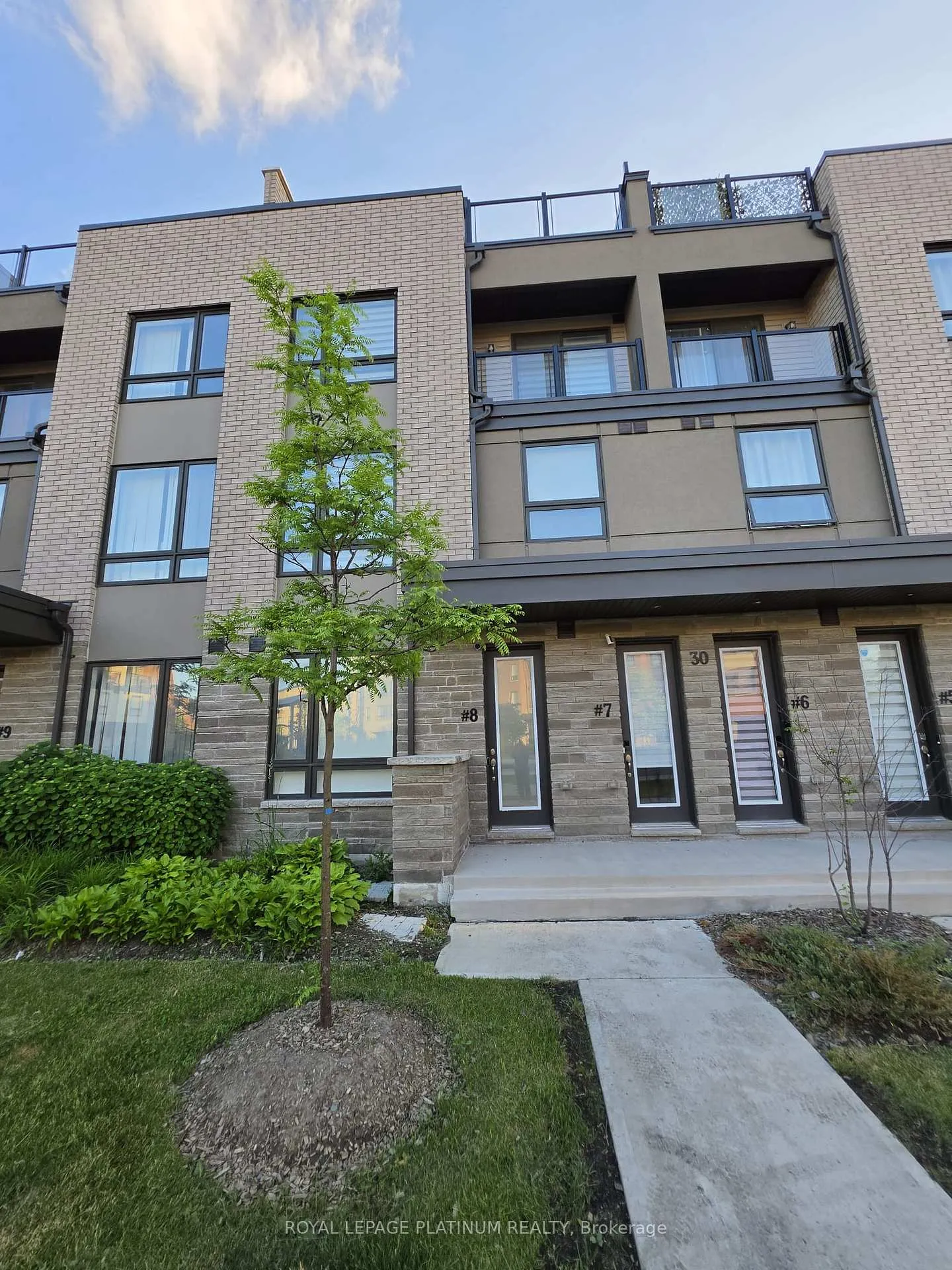 Photo 1 of 30 Woodstream Drive, Etobicoke, West Humber-Clairville — HOMEH