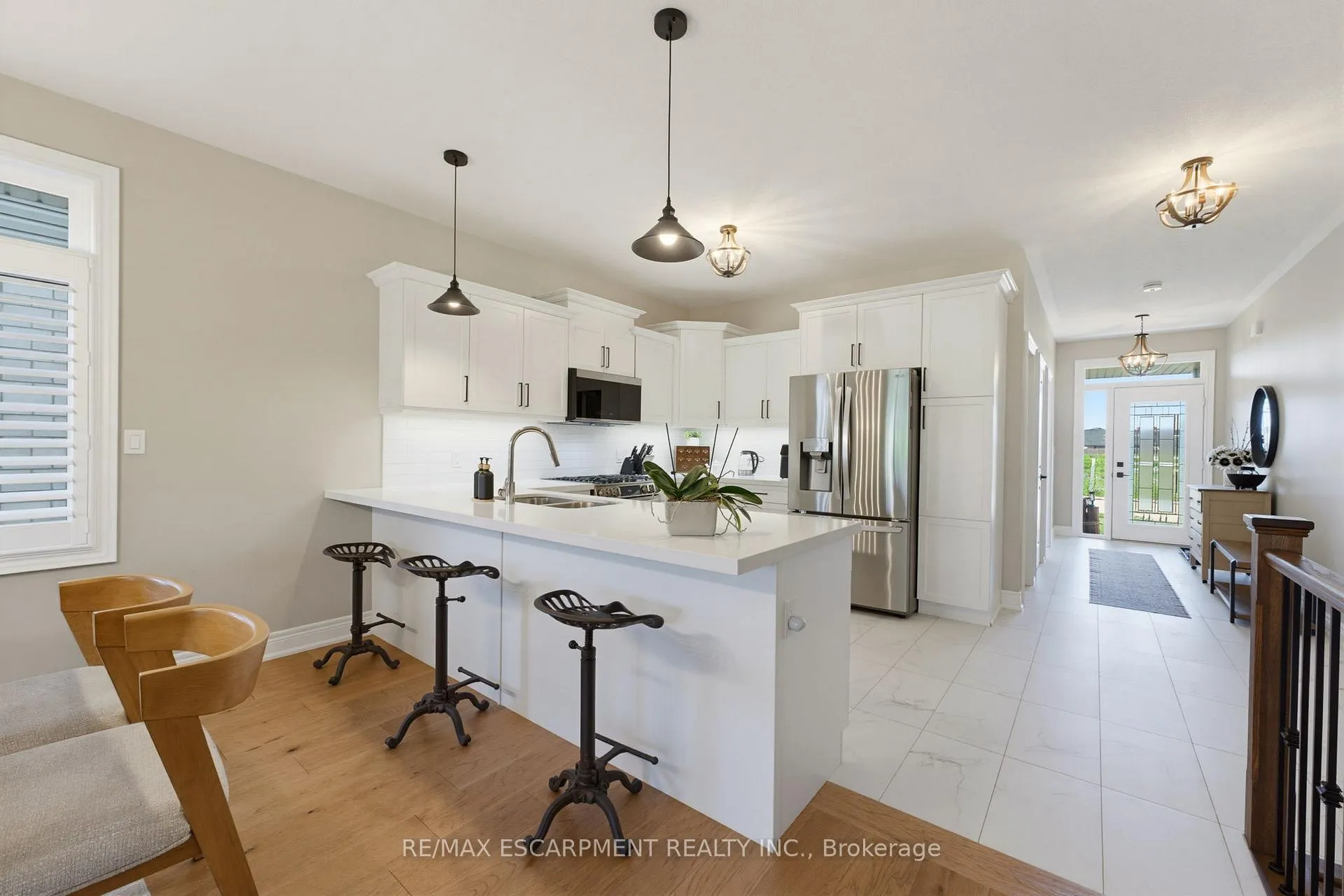 Photo 14 of 131 Craddock Boulevard, Haldimand — HOMEH