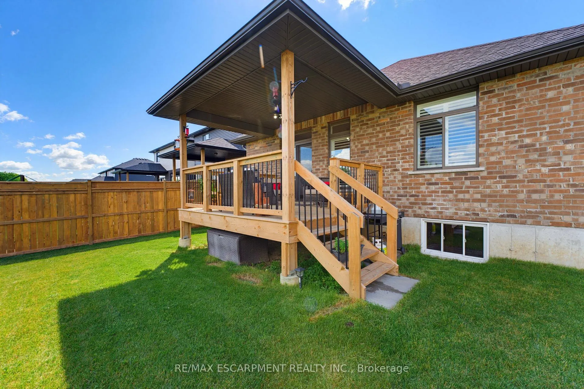 Photo 30 of 131 Craddock Boulevard, Haldimand — HOMEH