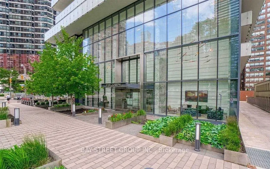 Photo 2 of Unit 811, 57 St Joseph Street, Toronto, Bay Street Corridor — HOMEH