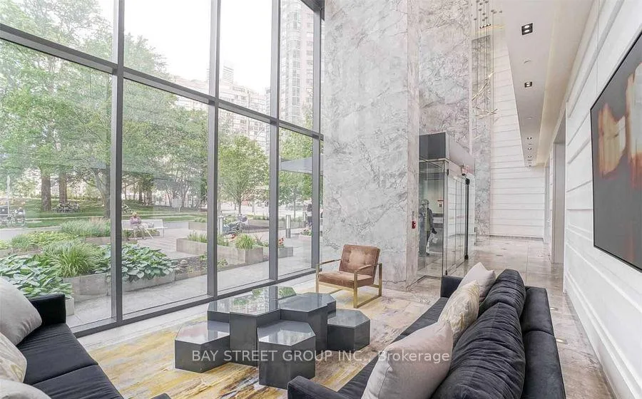 Photo 4 of Unit 811, 57 St Joseph Street, Toronto, Bay Street Corridor — HOMEH