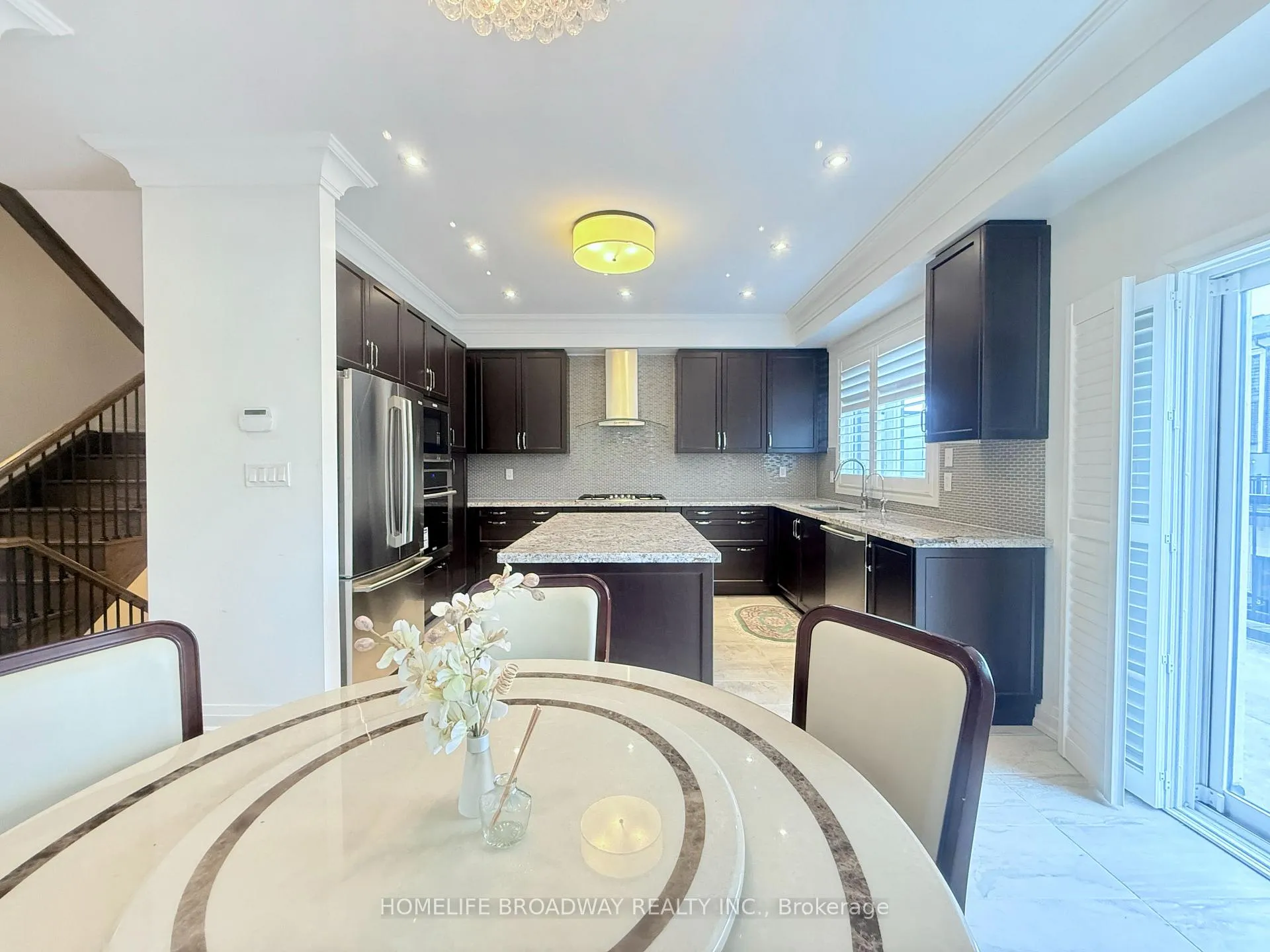 Photo 7 of 1 Miko Way, Markham, Unionville — HOMEH
