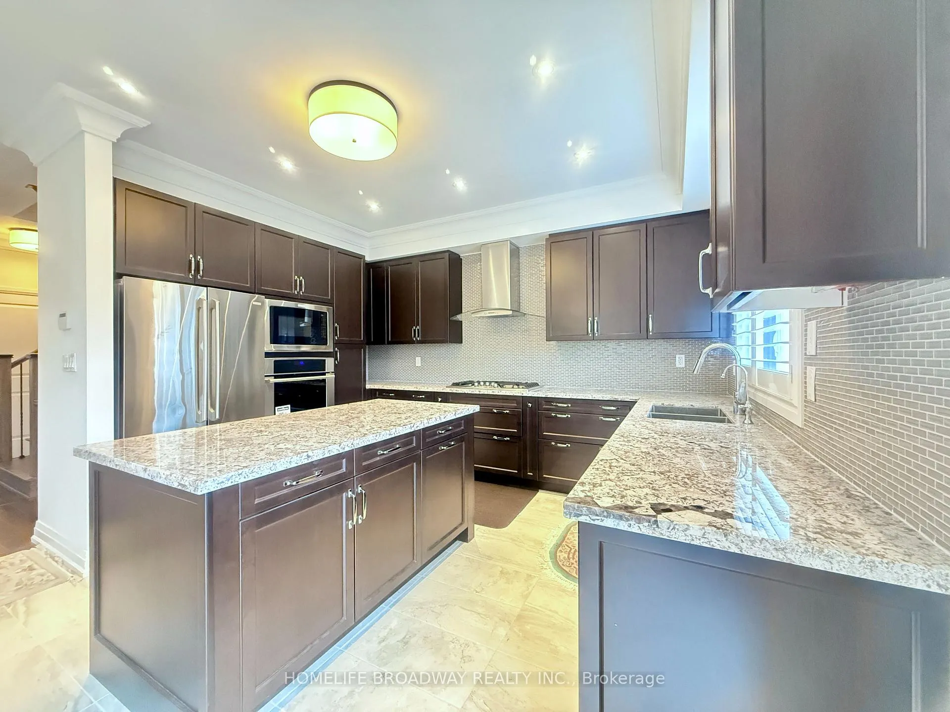 Photo 8 of 1 Miko Way, Markham, Unionville — HOMEH