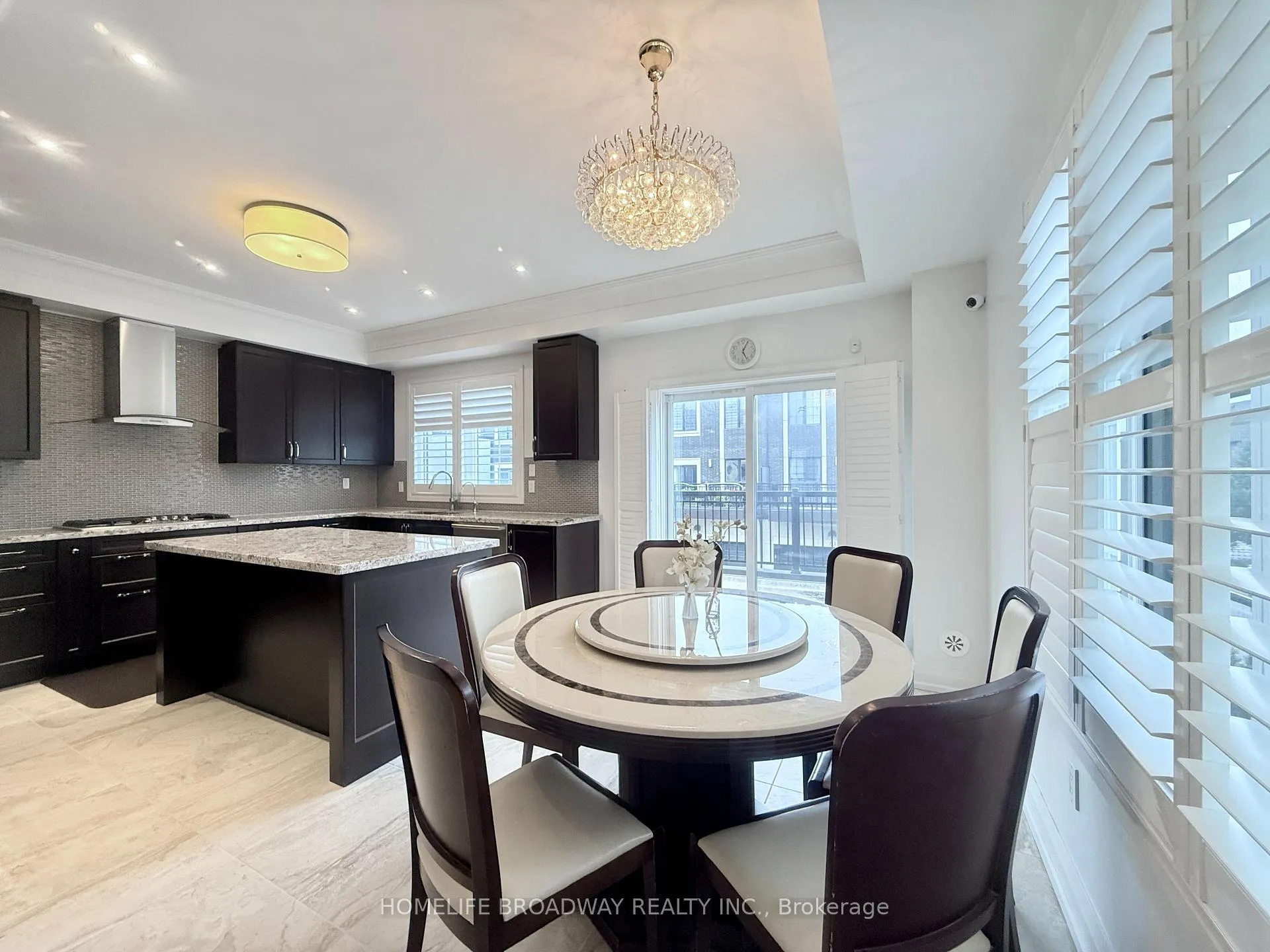 Photo 10 of 1 Miko Way, Markham, Unionville — HOMEH