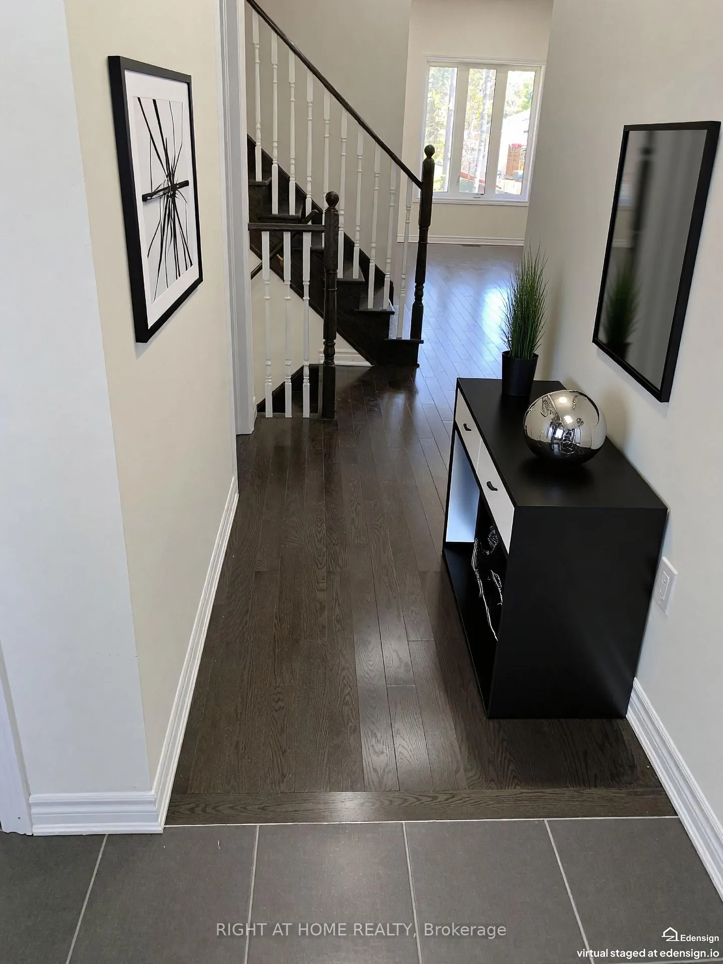 Photo 1 of 39 Farwell Avenue, Wasaga Beach — HOMEH