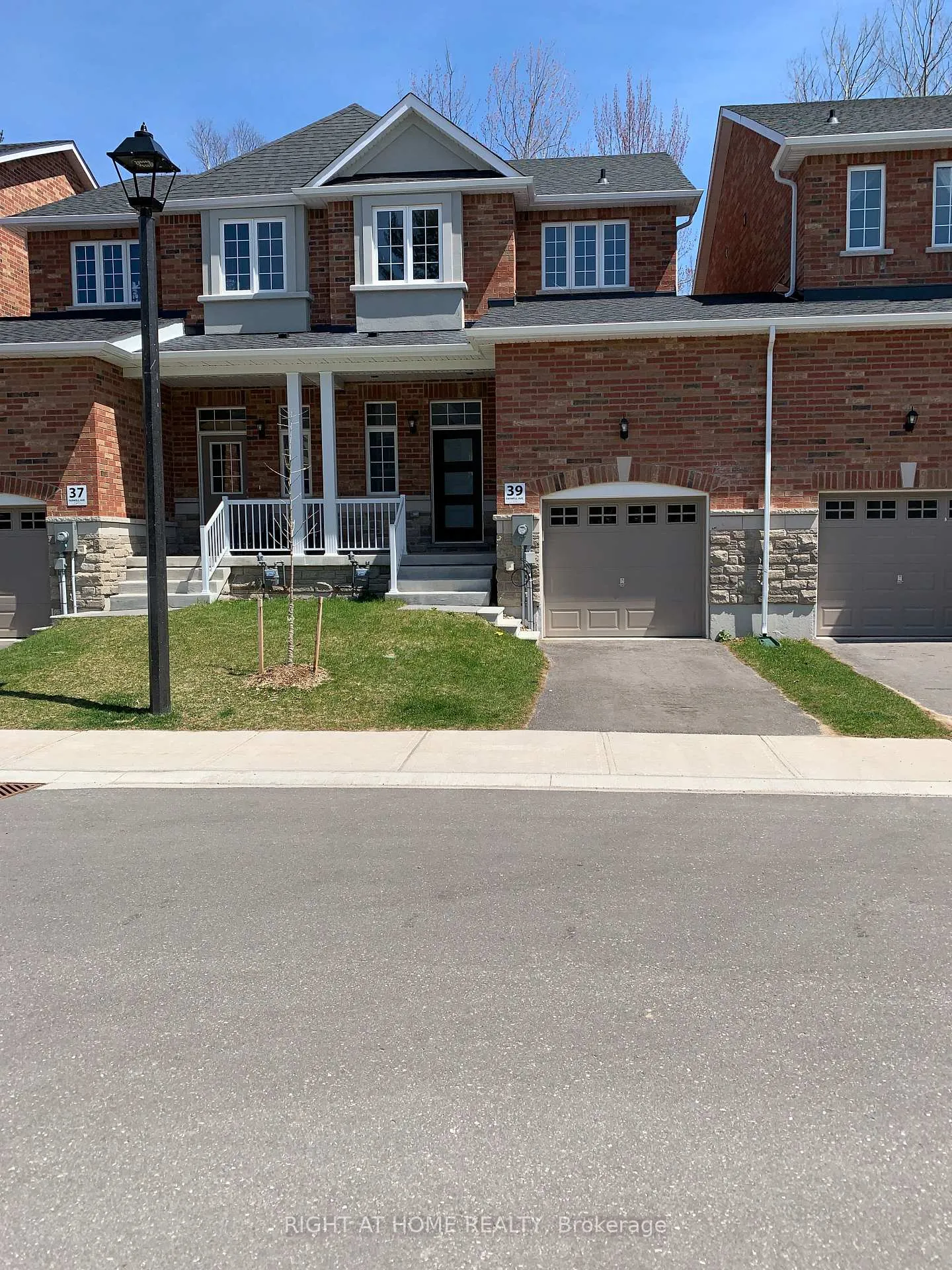 Photo 11 of 39 Farwell Avenue, Wasaga Beach — HOMEH