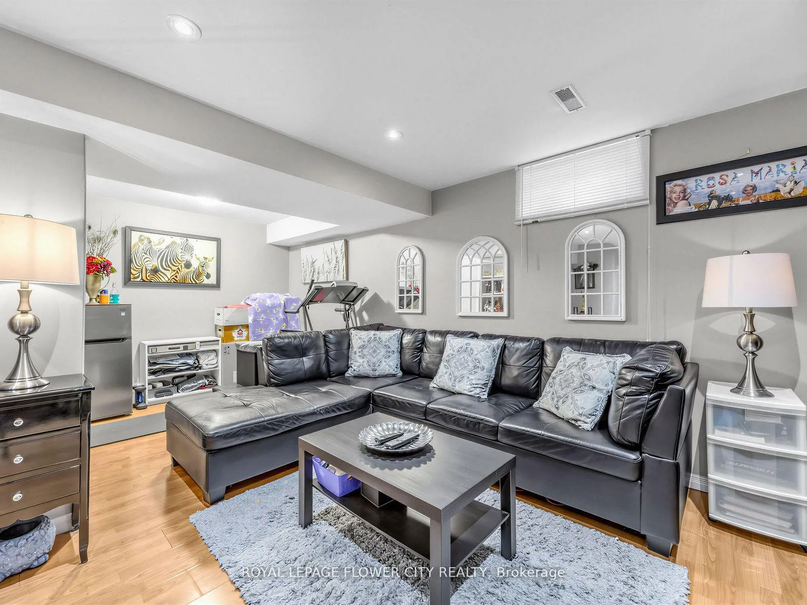 Photo 24 of 16 Blossom Avenue, Brampton, Downtown Brampton — HOMEH