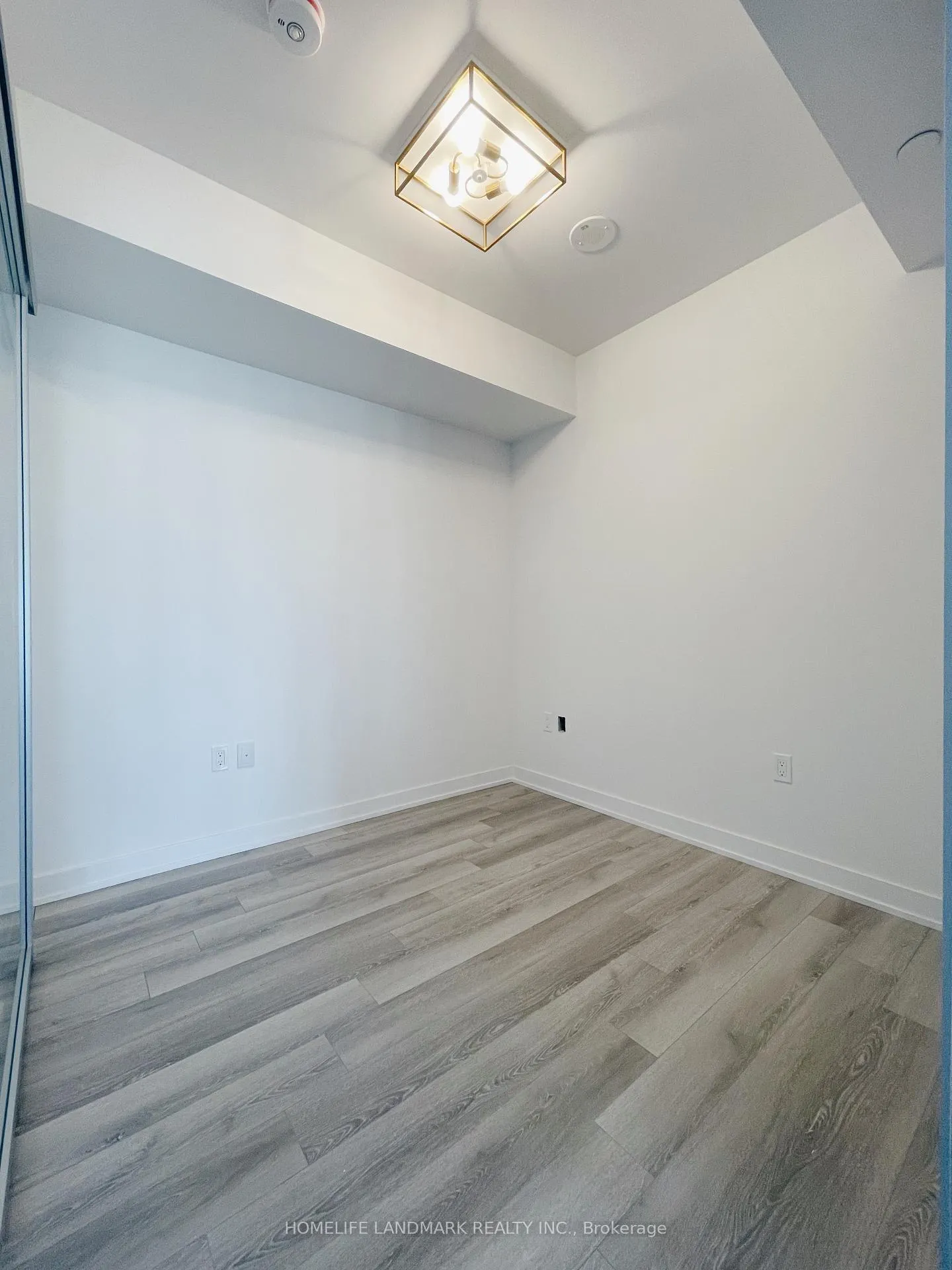Photo 10 of Unit 2009, 238 Simcoe Street, Toronto, Kensington-Chinatown — HOMEH