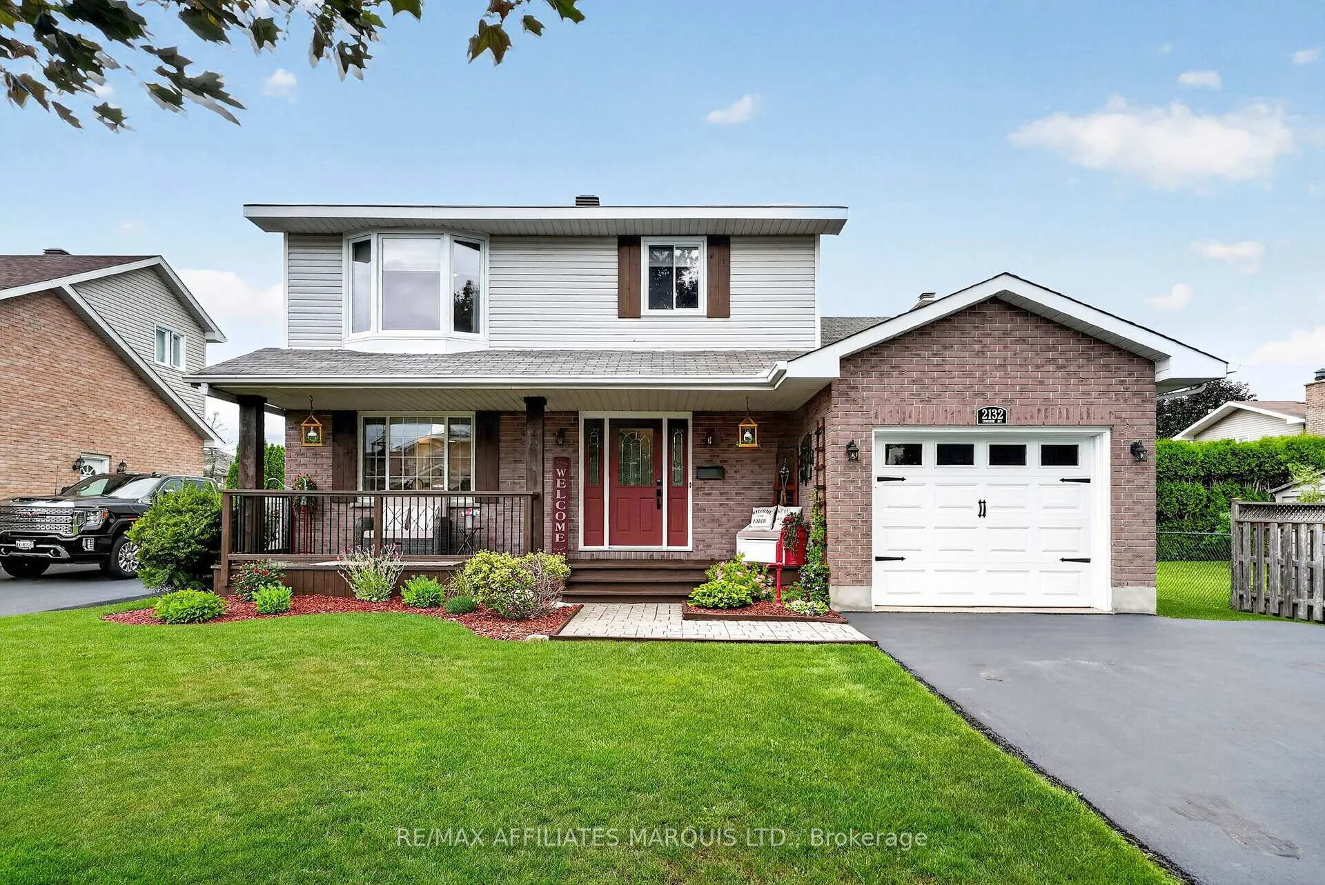Photo 3 of 2132 Concorde Avenue, Cornwall, Cornwall — HOMEH