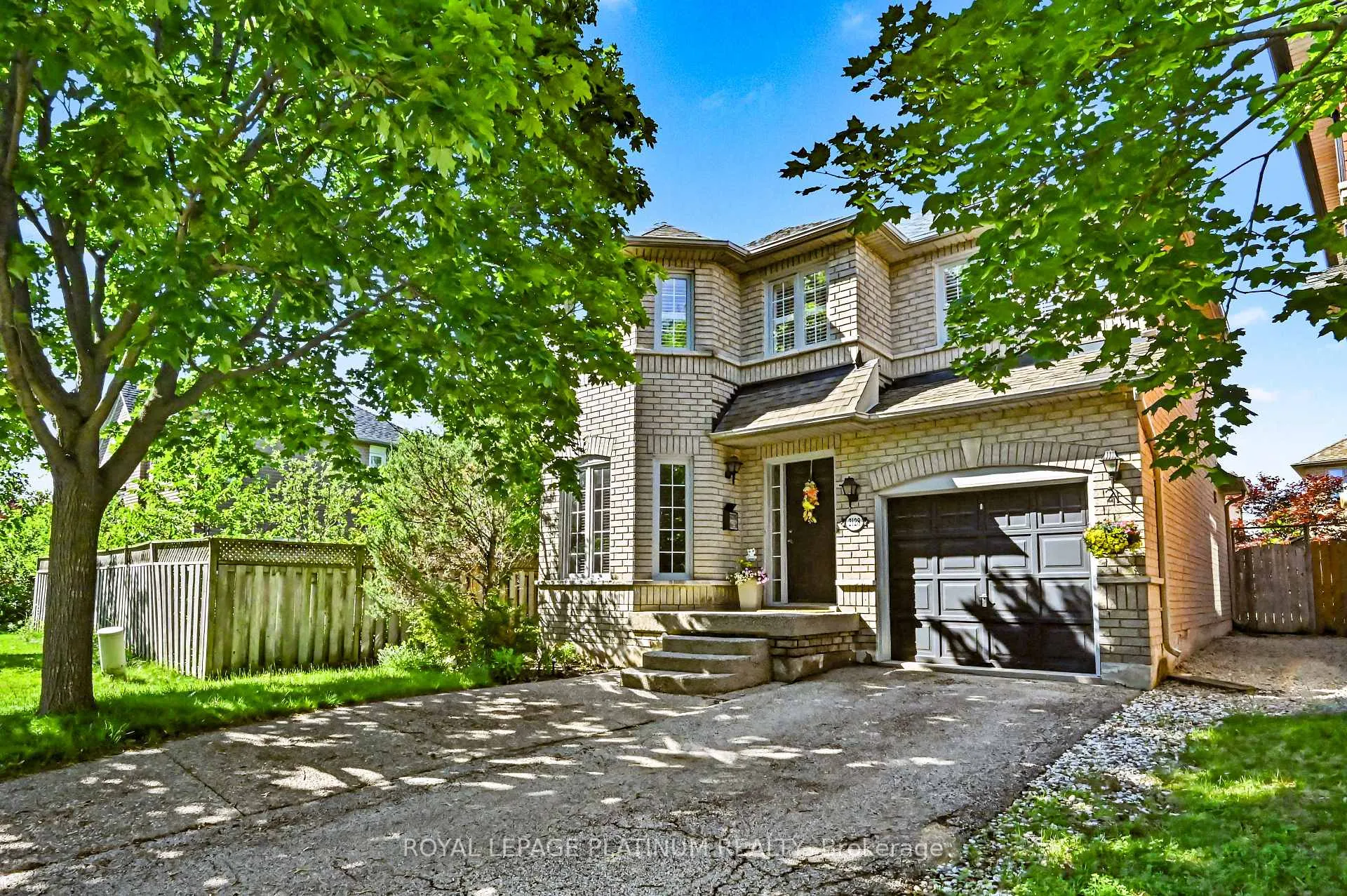 Photo 2 of 2128 Stillmeadow Road, Oakville, Westmount — HOMEH