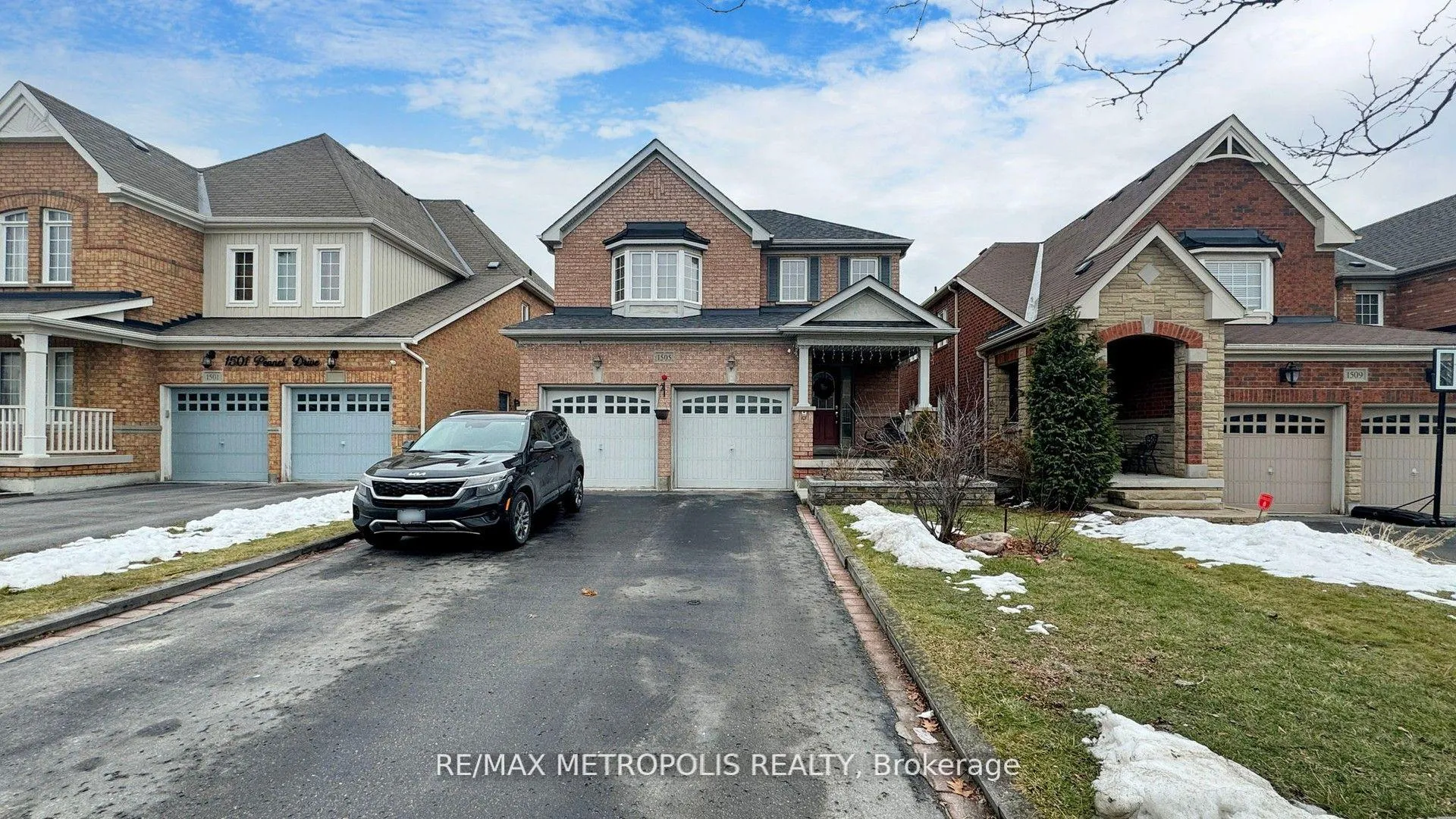 Front of Unit Upper, 1505 Pennel Drive