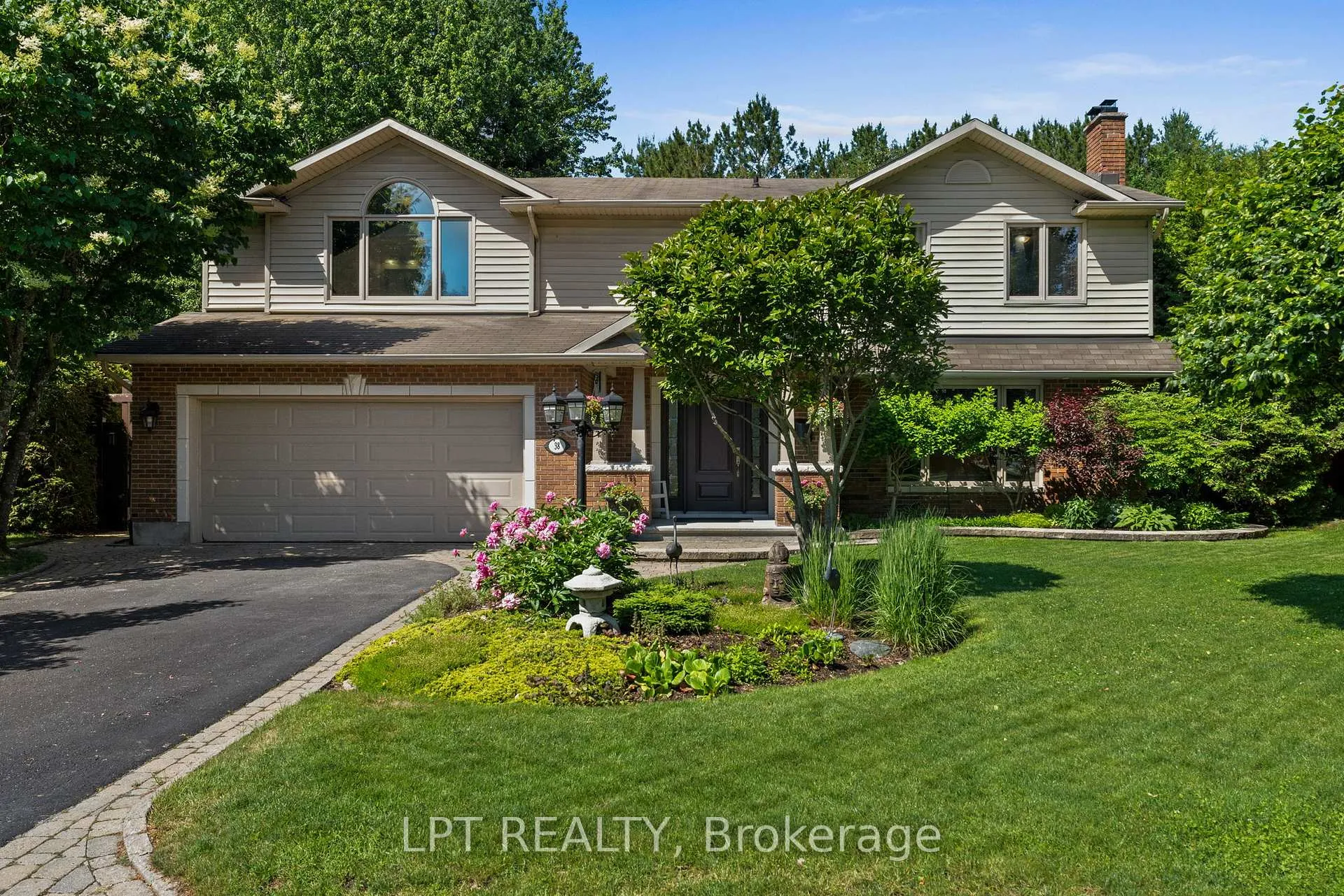Photo 1 of 38 Glendenning Drive, Ottawa, Arlington Woods — HOMEH