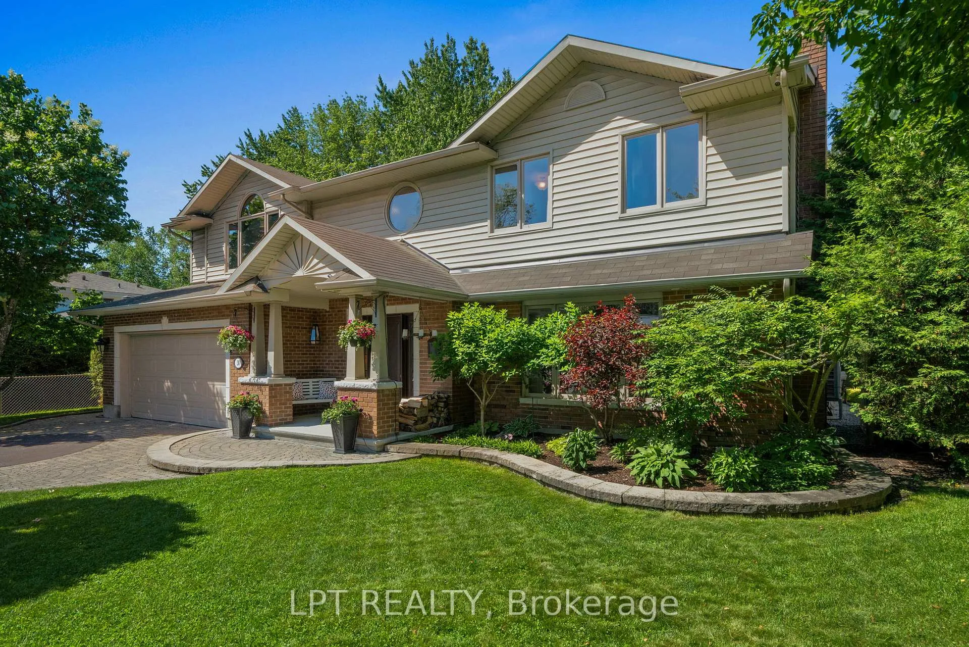 Photo 3 of 38 Glendenning Drive, Ottawa, Arlington Woods — HOMEH