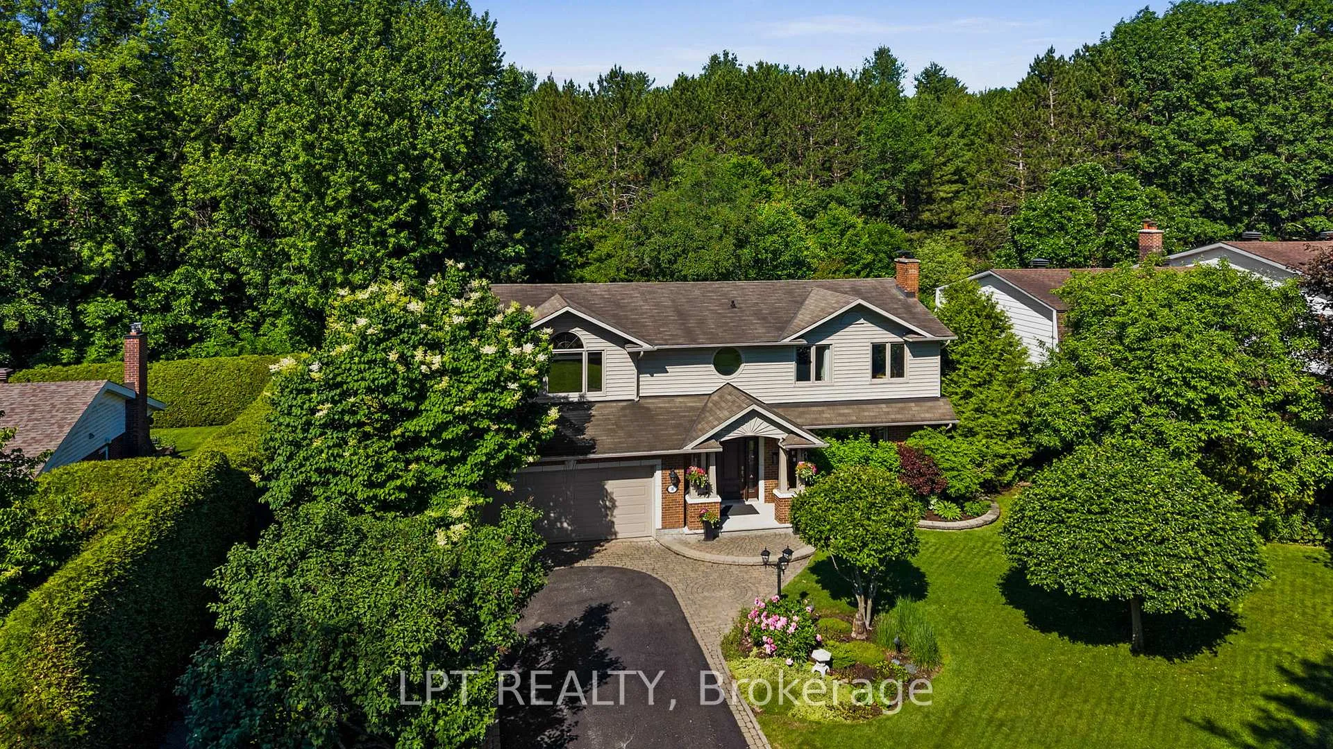 Photo 5 of 38 Glendenning Drive, Ottawa, Arlington Woods — HOMEH