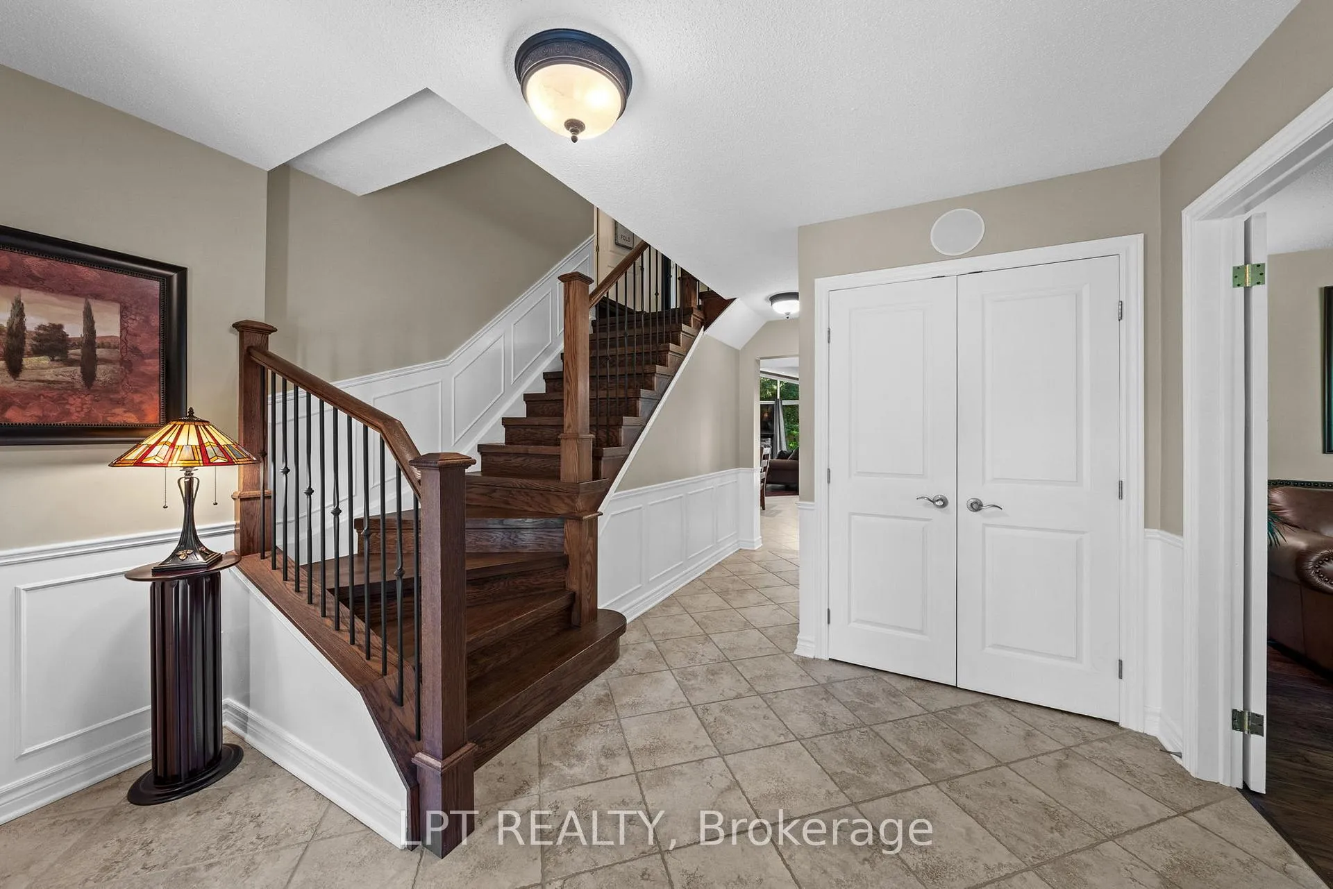 Photo 7 of 38 Glendenning Drive, Ottawa, Arlington Woods — HOMEH