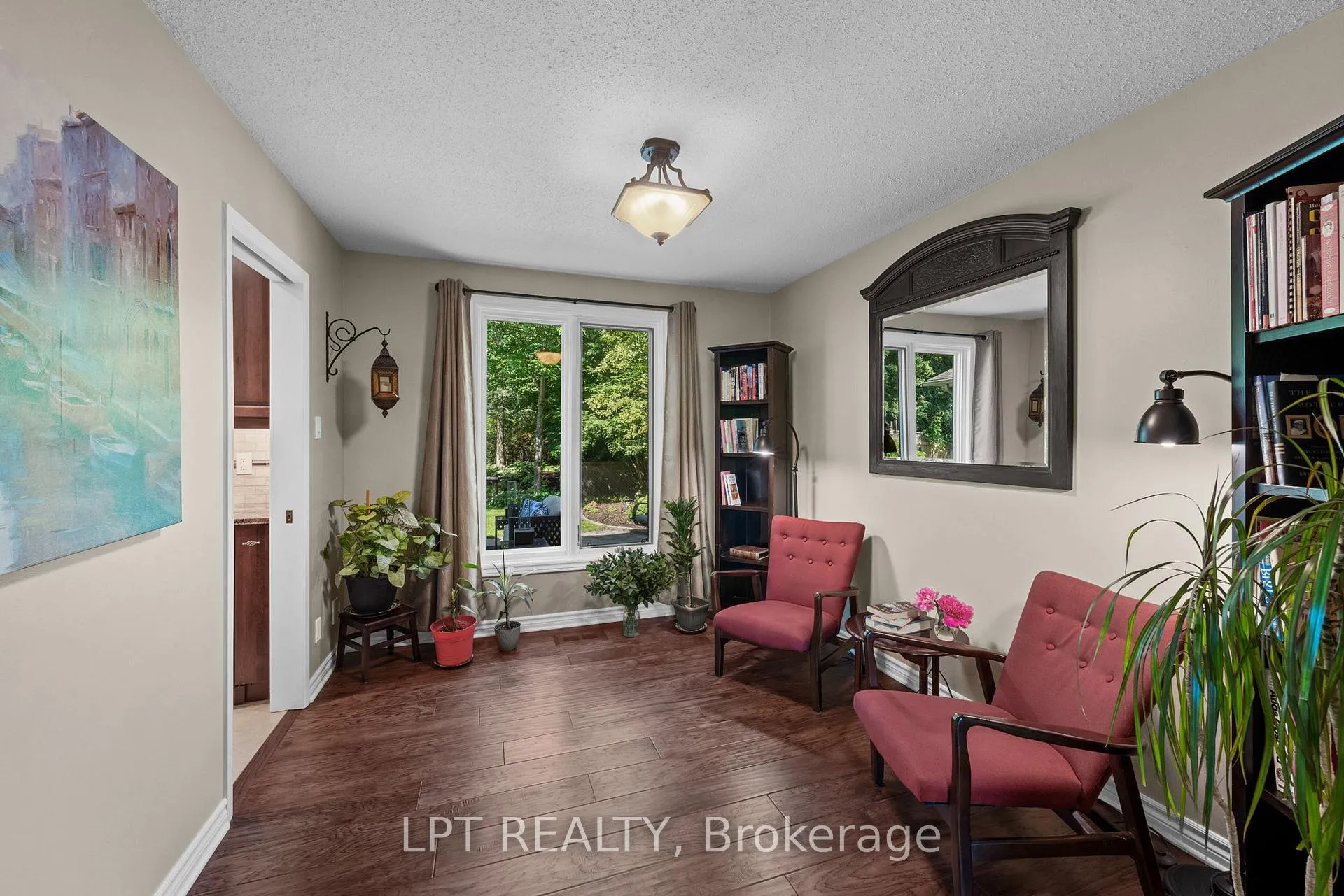 Photo 12 of 38 Glendenning Drive, Ottawa, Arlington Woods — HOMEH