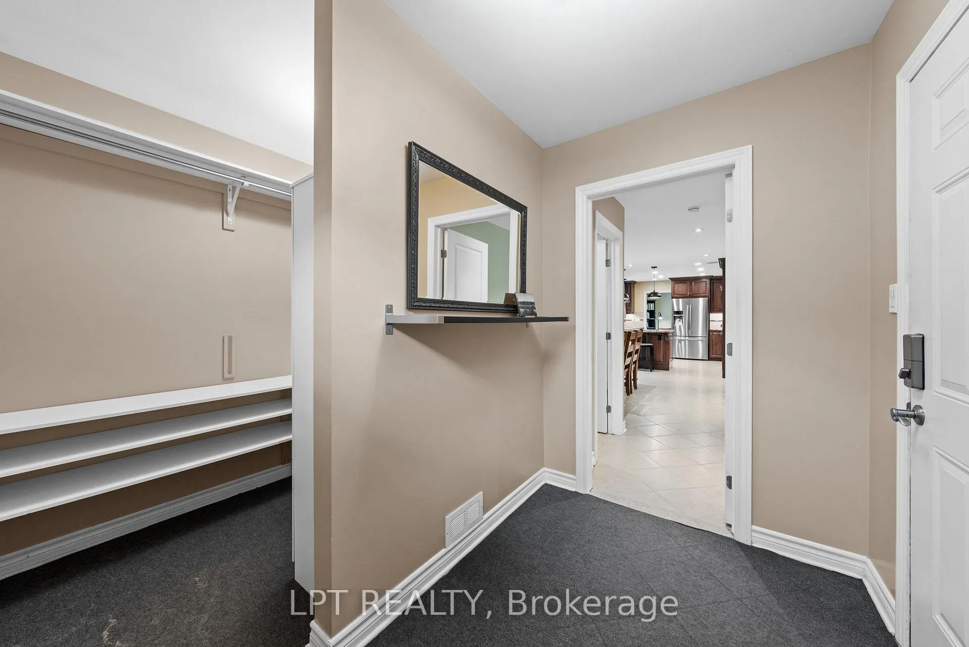 Photo 20 of 38 Glendenning Drive, Ottawa, Arlington Woods — HOMEH
