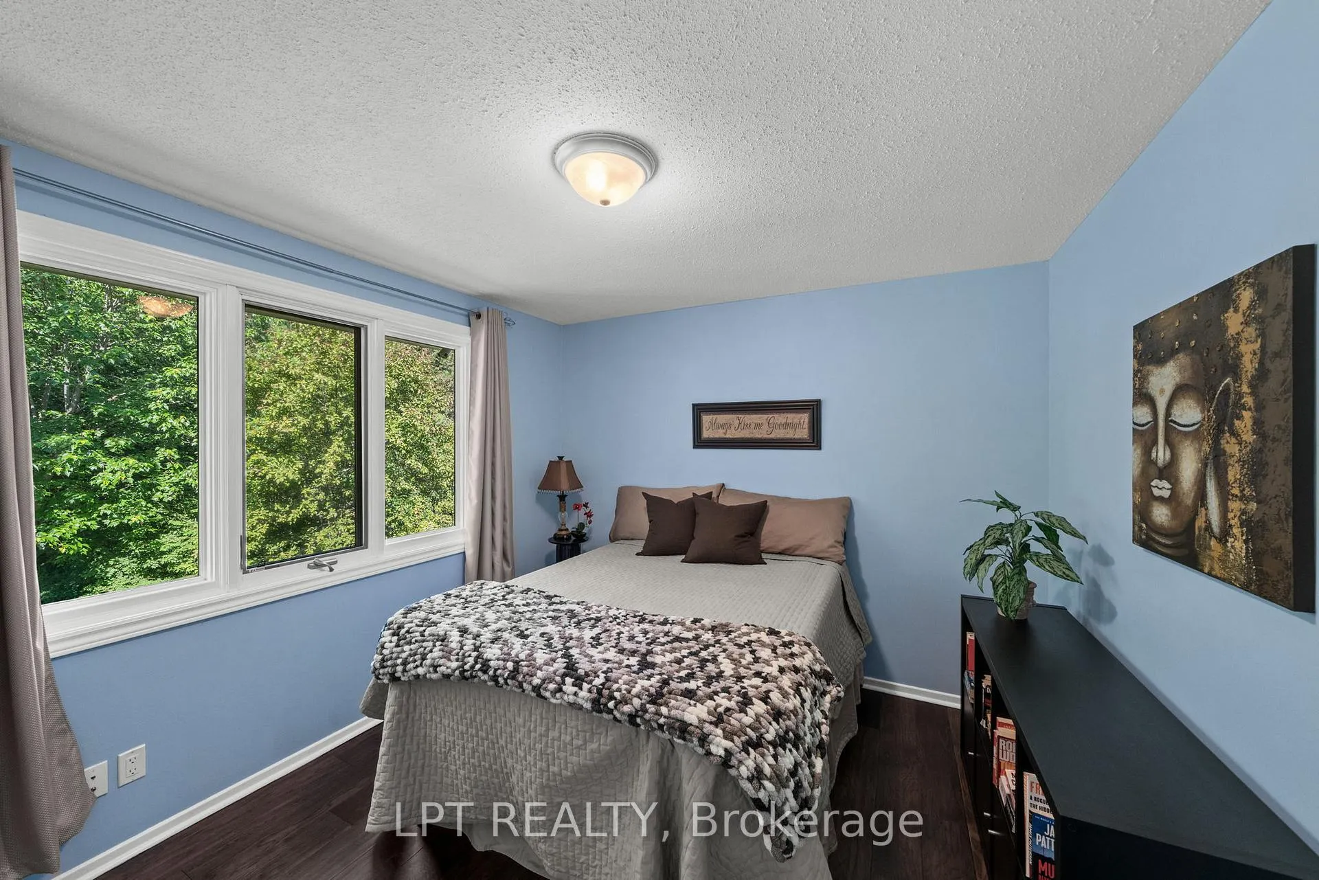 Photo 30 of 38 Glendenning Drive, Ottawa, Arlington Woods — HOMEH