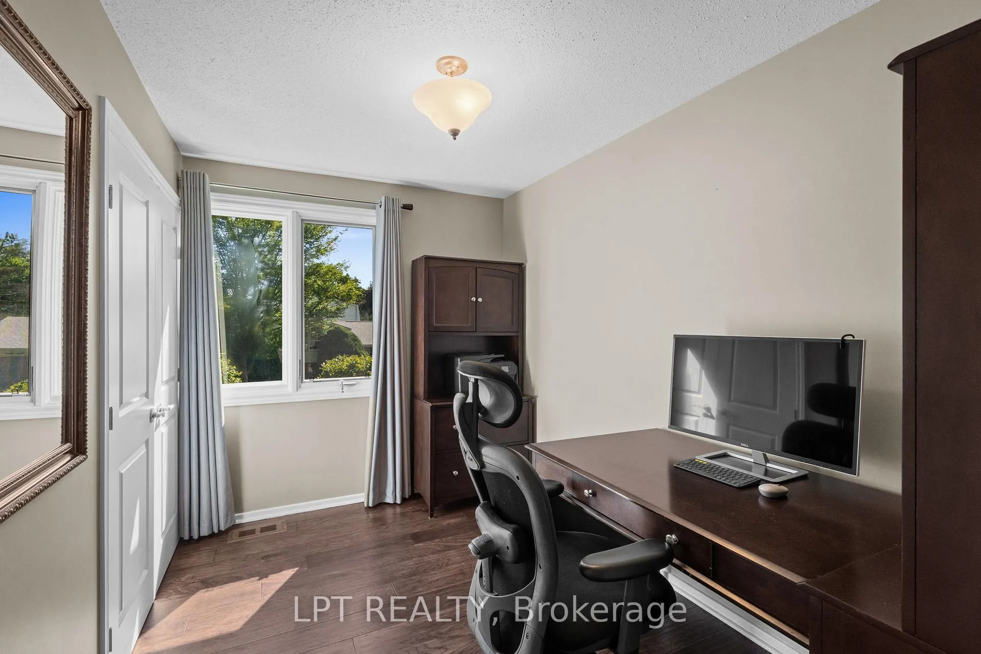 Photo 33 of 38 Glendenning Drive, Ottawa, Arlington Woods — HOMEH