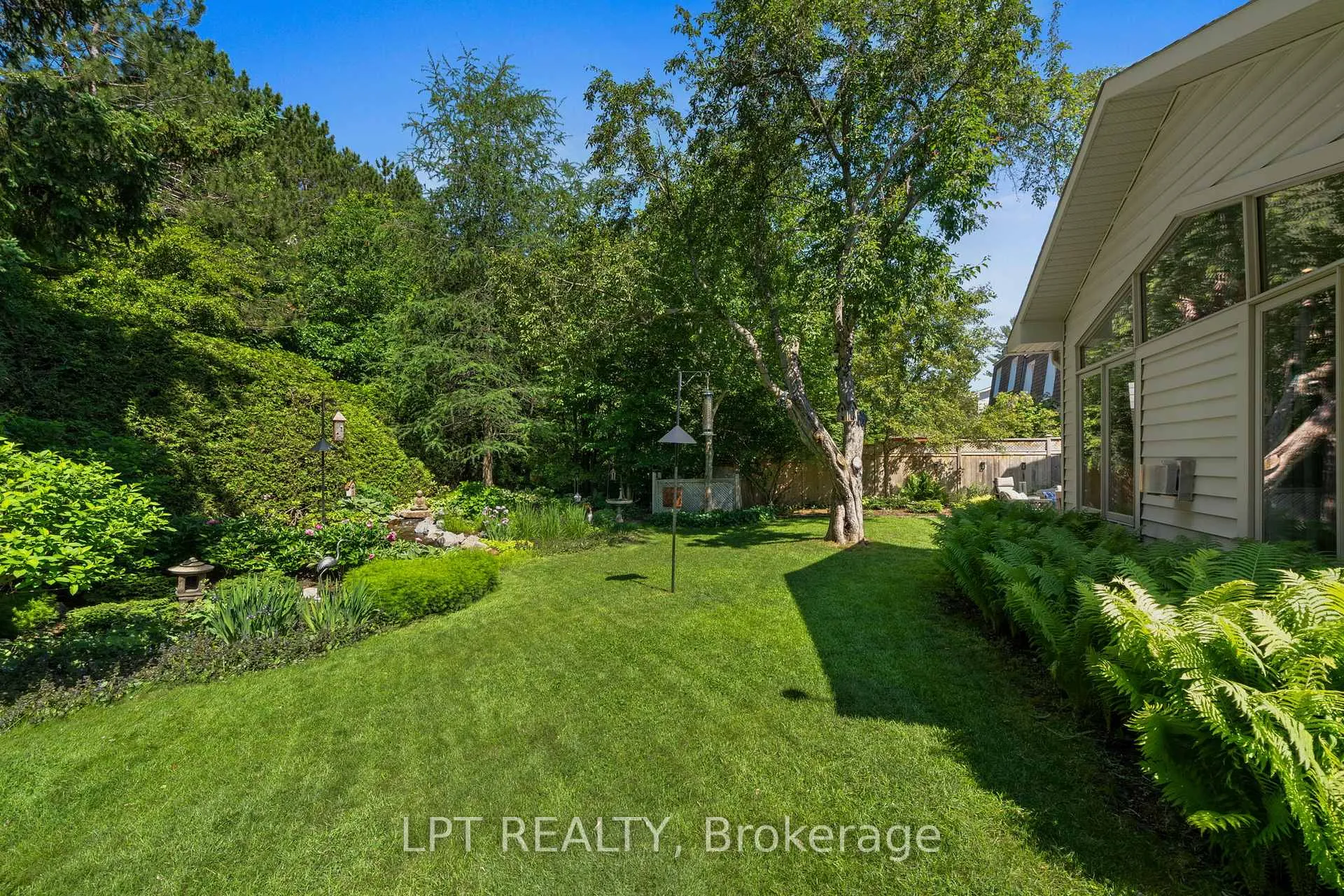 Photo 44 of 38 Glendenning Drive, Ottawa, Arlington Woods — HOMEH