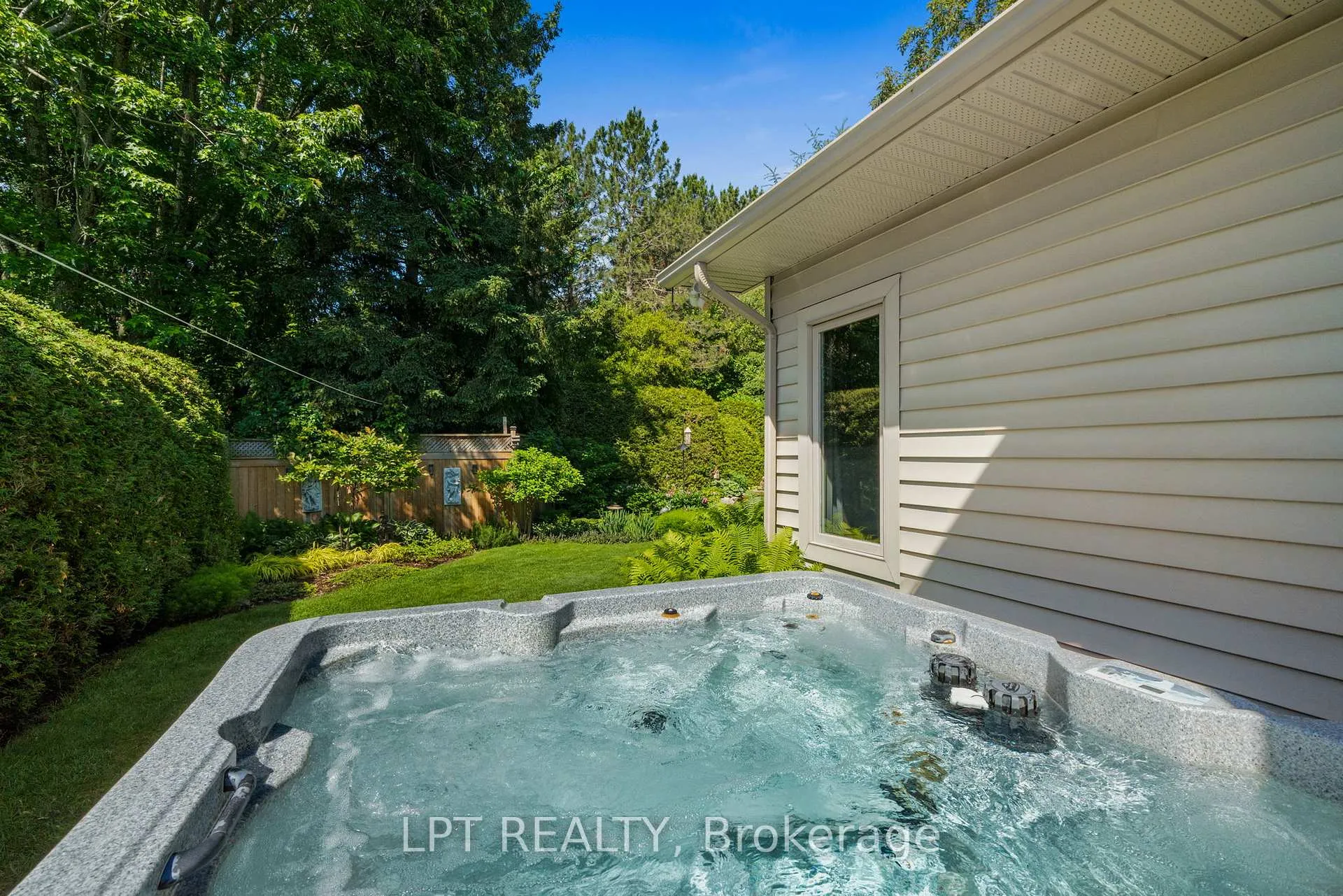 Photo 45 of 38 Glendenning Drive, Ottawa, Arlington Woods — HOMEH