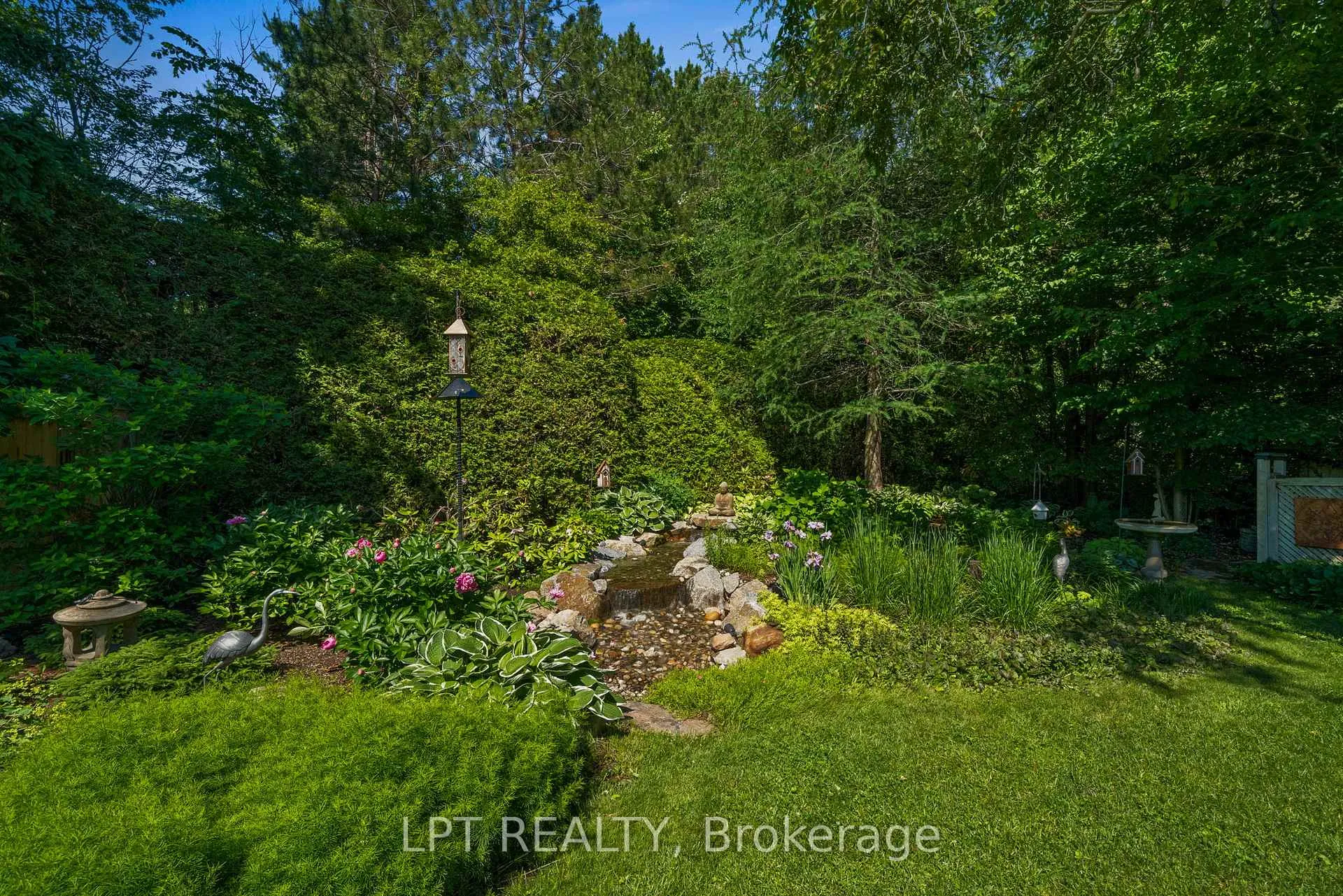 Photo 46 of 38 Glendenning Drive, Ottawa, Arlington Woods — HOMEH