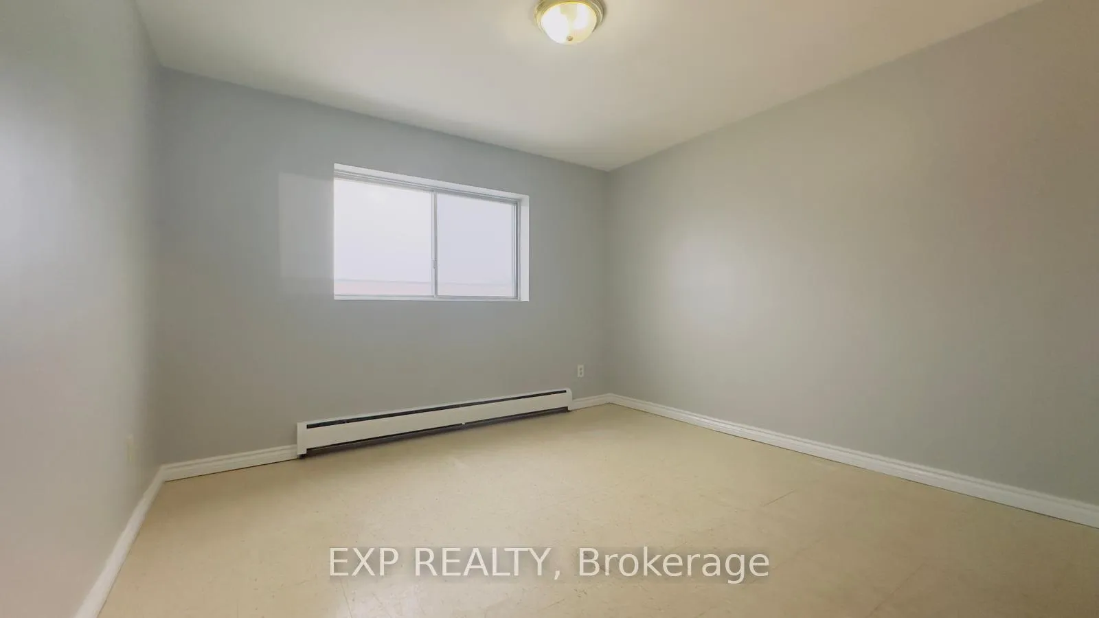 Photo 11 of Unit 202, 76 Brybeck Crescent, Kitchener, Victoria Hills — HOMEH