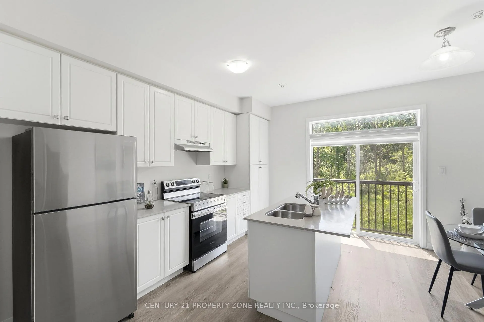 Photo 13 of Unit 36, 185 Bedrock Drive, Hamilton, Stoney Creek Mountain — HOMEH