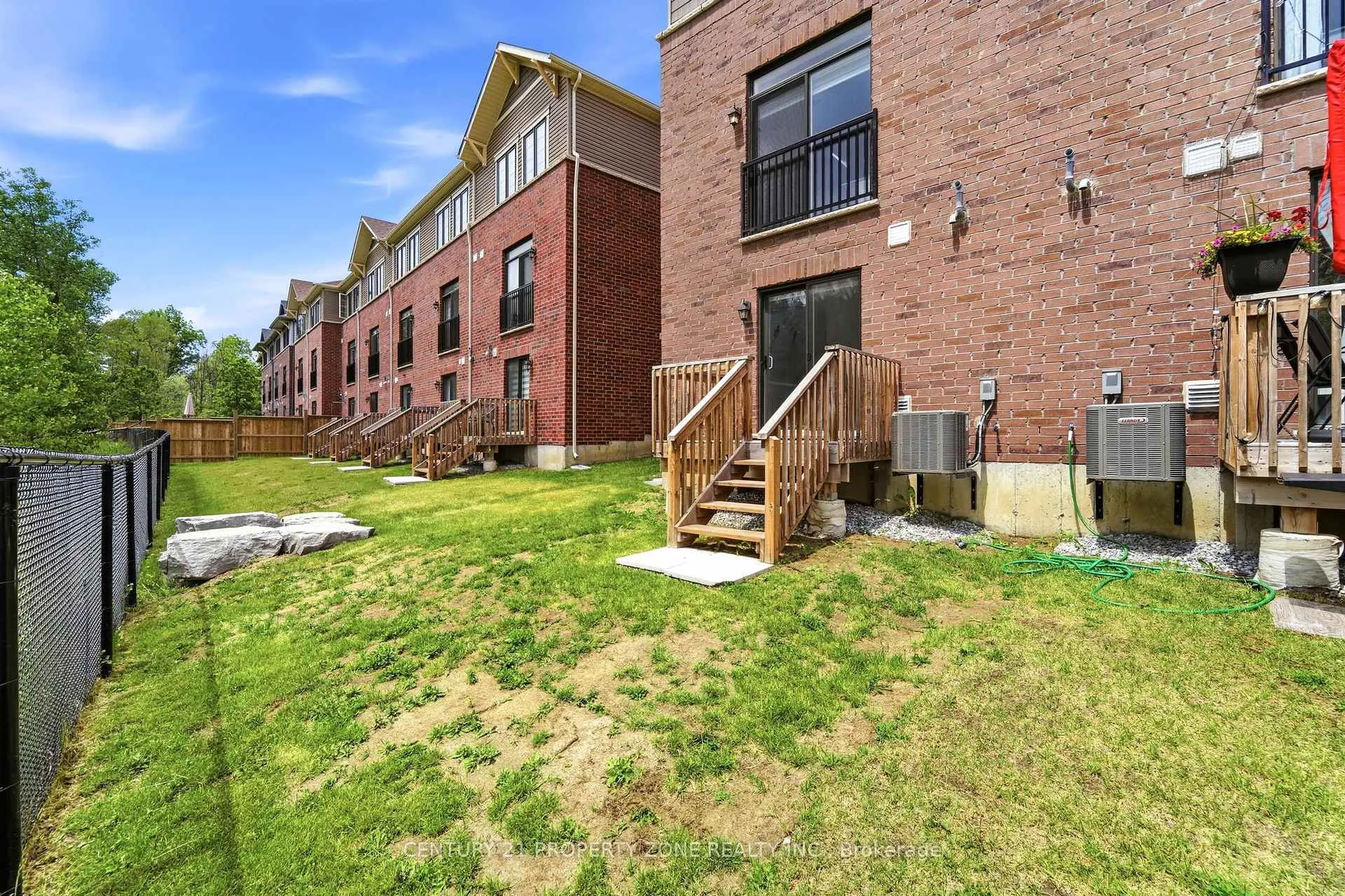 Photo 38 of Unit 36, 185 Bedrock Drive, Hamilton, Stoney Creek Mountain — HOMEH