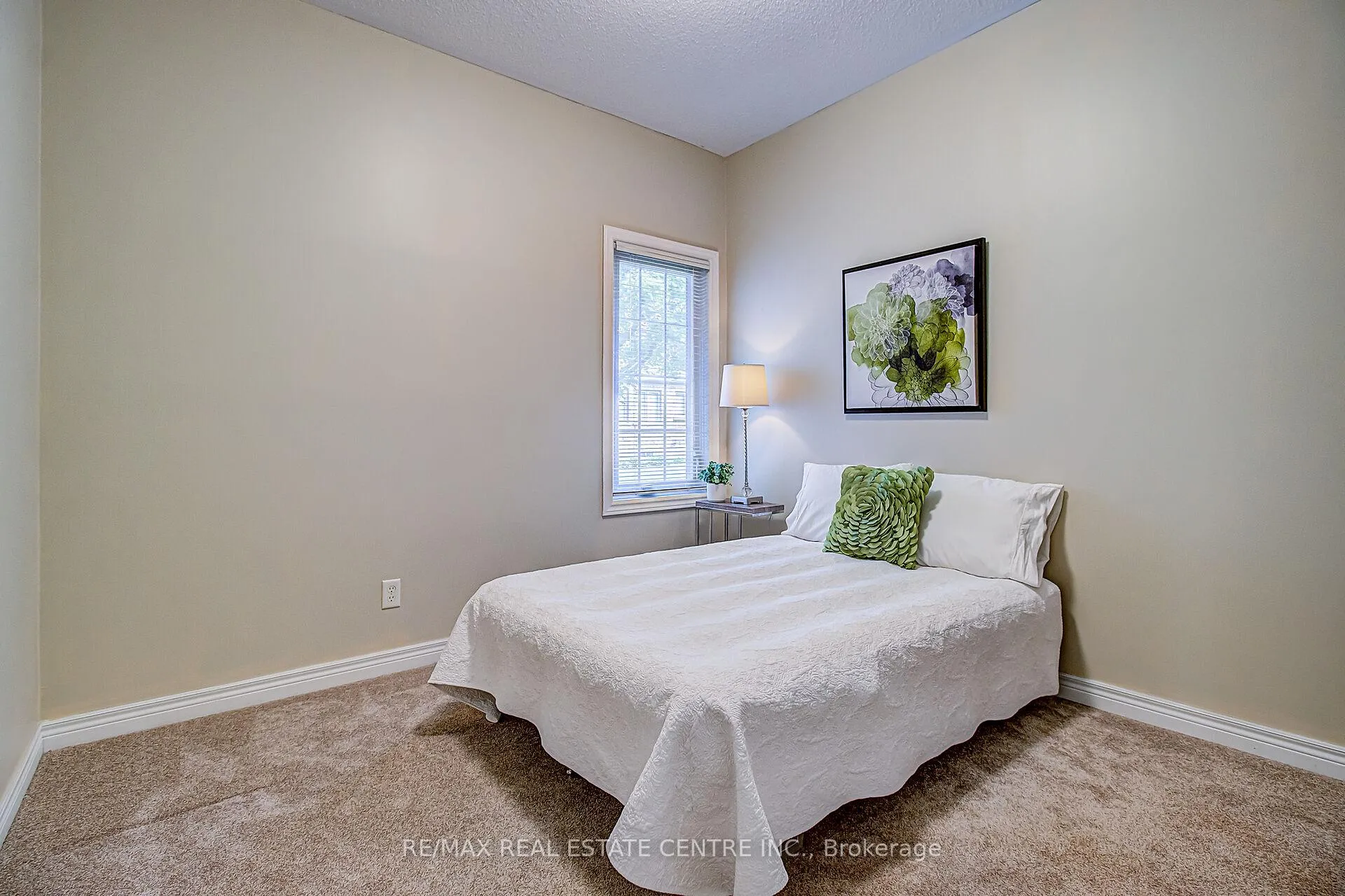 Photo 19 of 17 Golf Links Drive, Brampton, Sandringham-Wellington — HOMEH