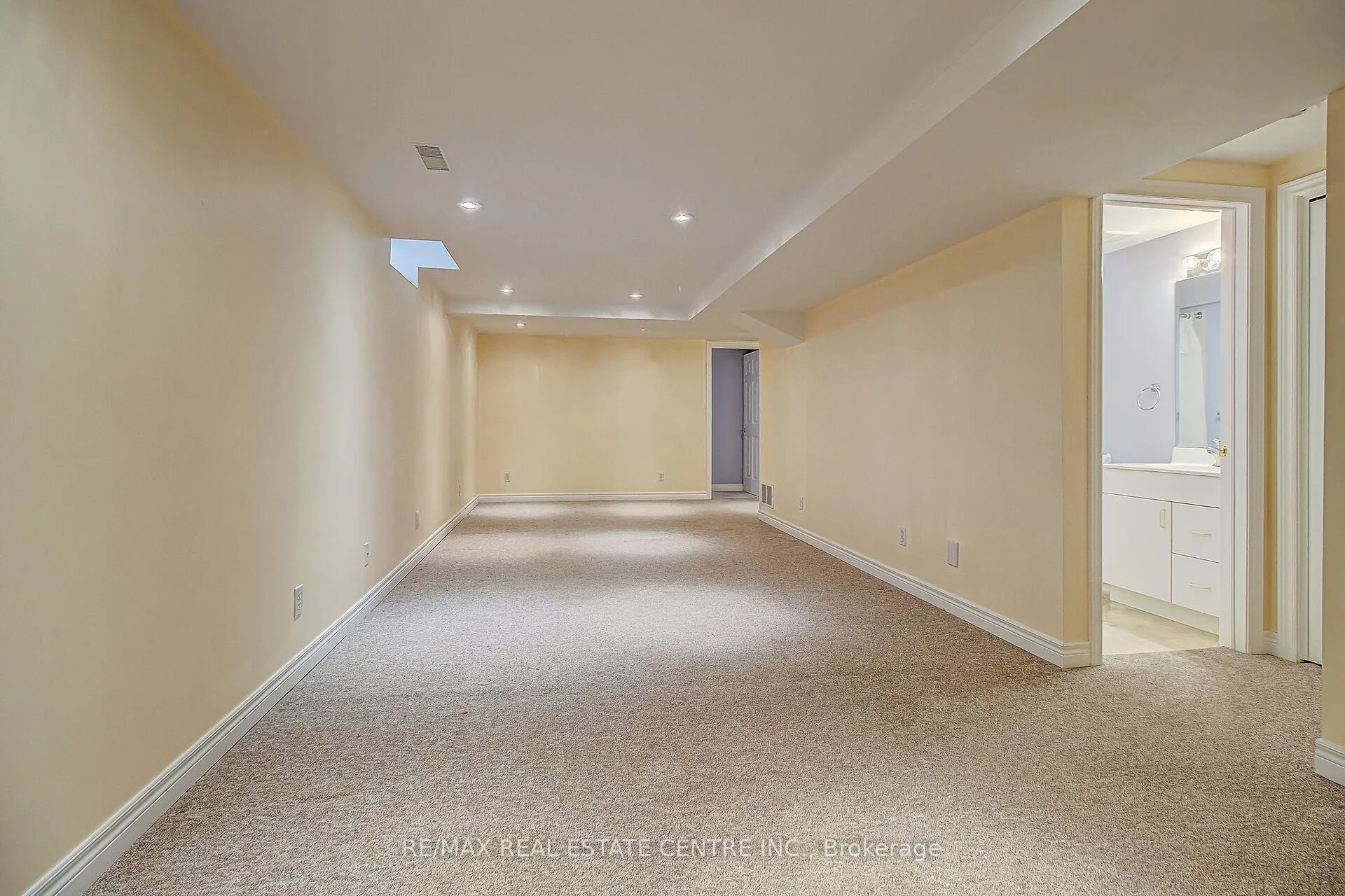 Photo 21 of 17 Golf Links Drive, Brampton, Sandringham-Wellington — HOMEH