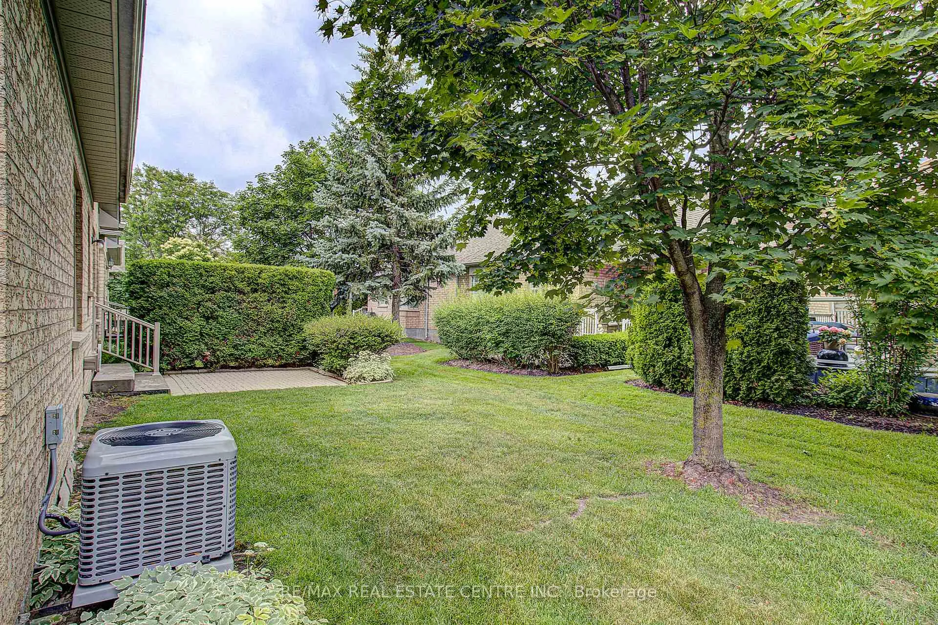 Photo 26 of 17 Golf Links Drive, Brampton, Sandringham-Wellington — HOMEH