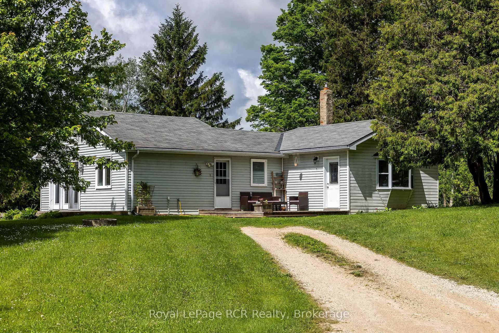Photo 2 of 775355 Highway 10, Grey Highlands — HOMEH