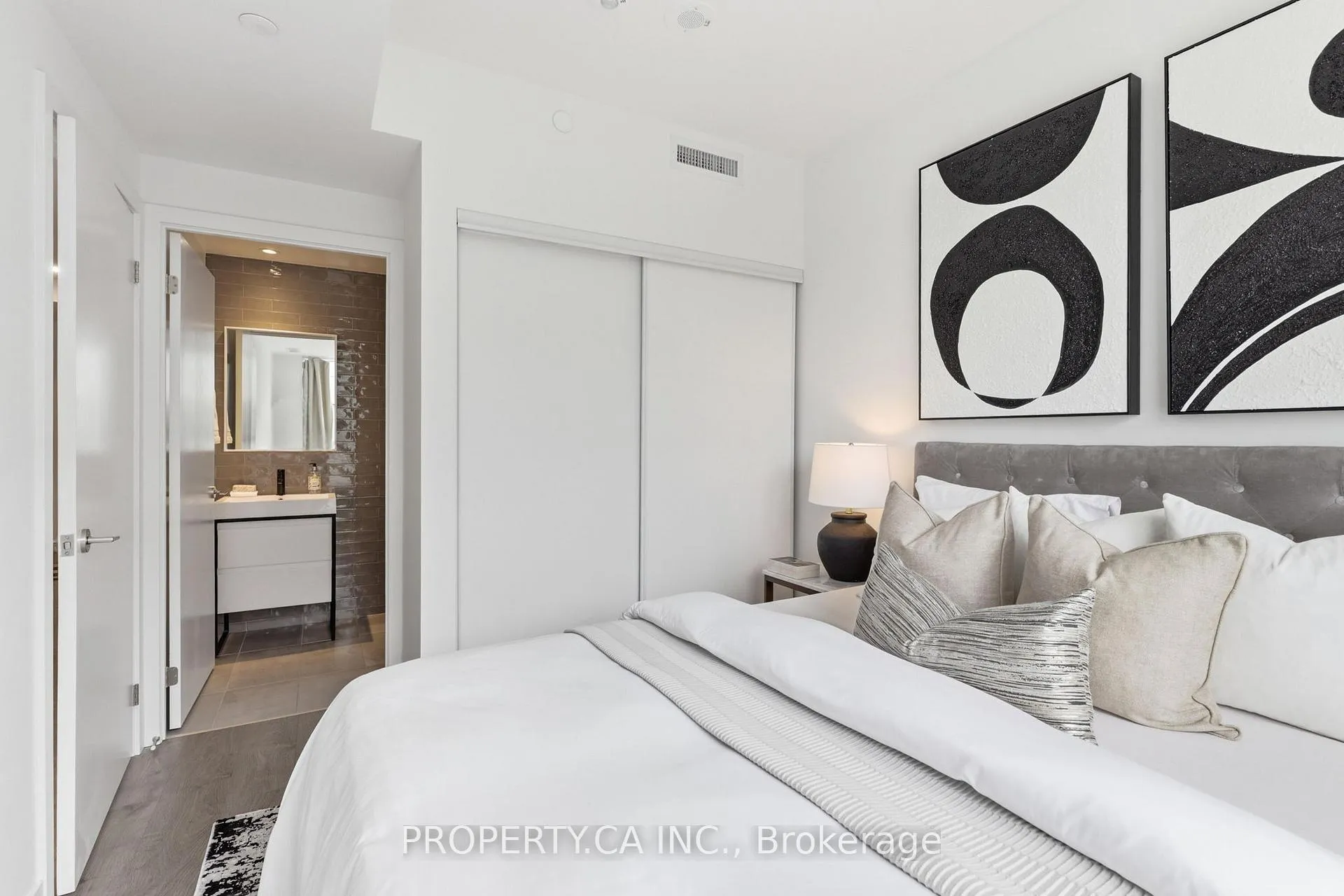 Photo 12 of Unit 719, 150 Logan Avenue, Toronto, South Riverdale — HOMEH