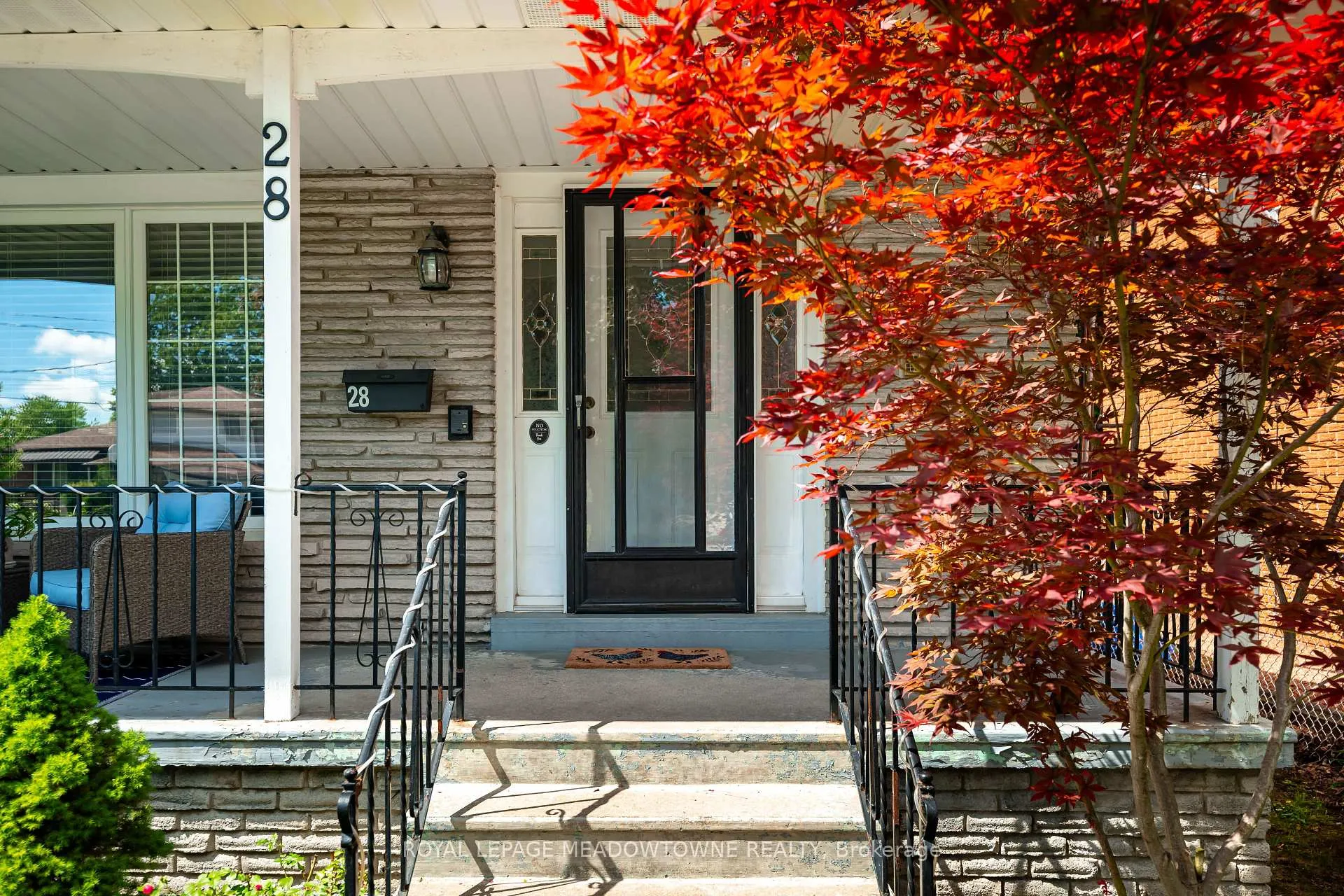 Photo 6 of 28 Algoma Drive, Guelph, Victoria North — HOMEH