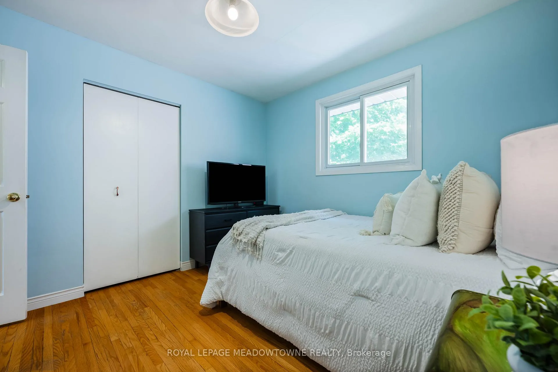 Photo 25 of 28 Algoma Drive, Guelph, Victoria North — HOMEH