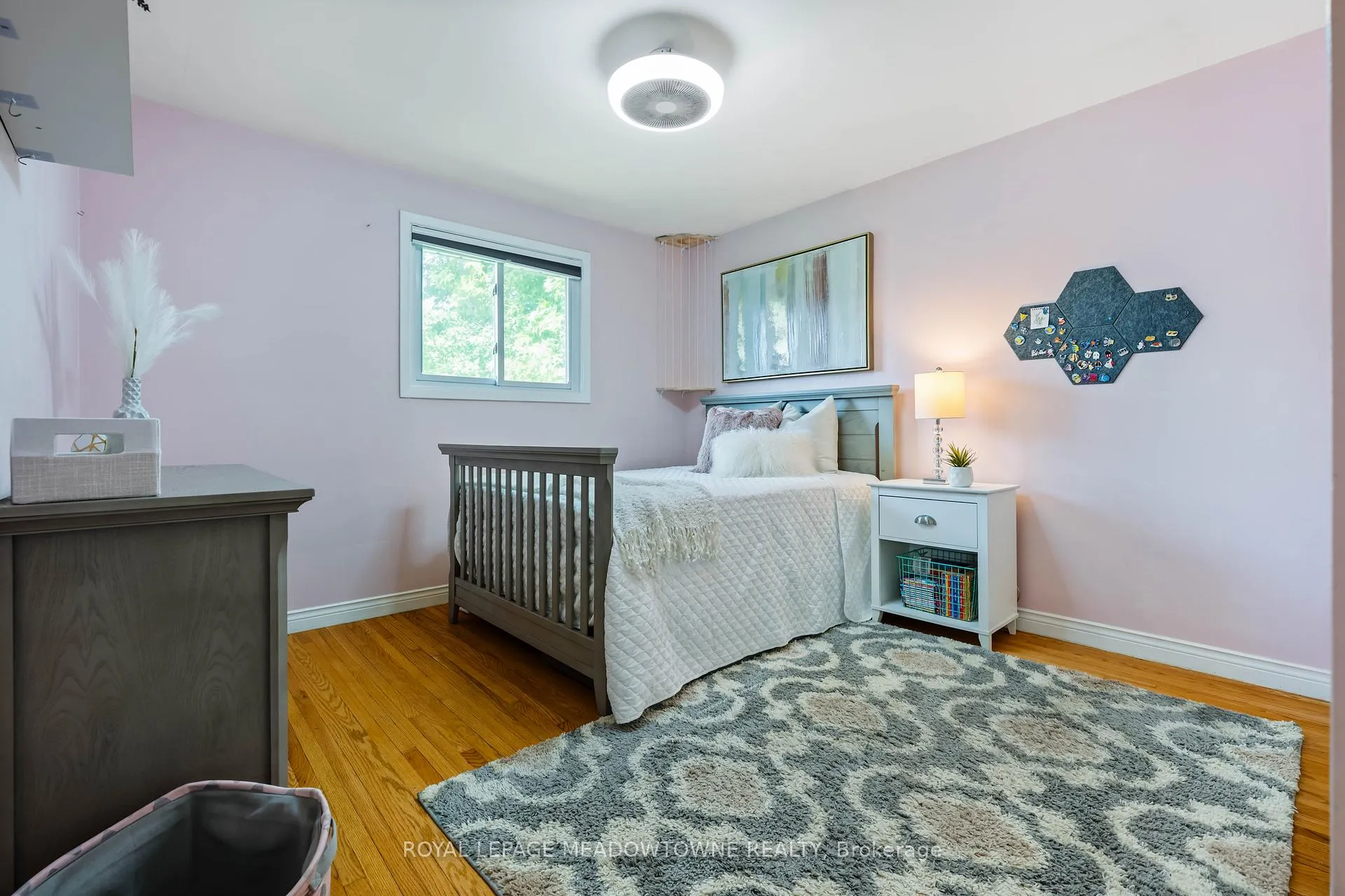 Photo 29 of 28 Algoma Drive, Guelph, Victoria North — HOMEH