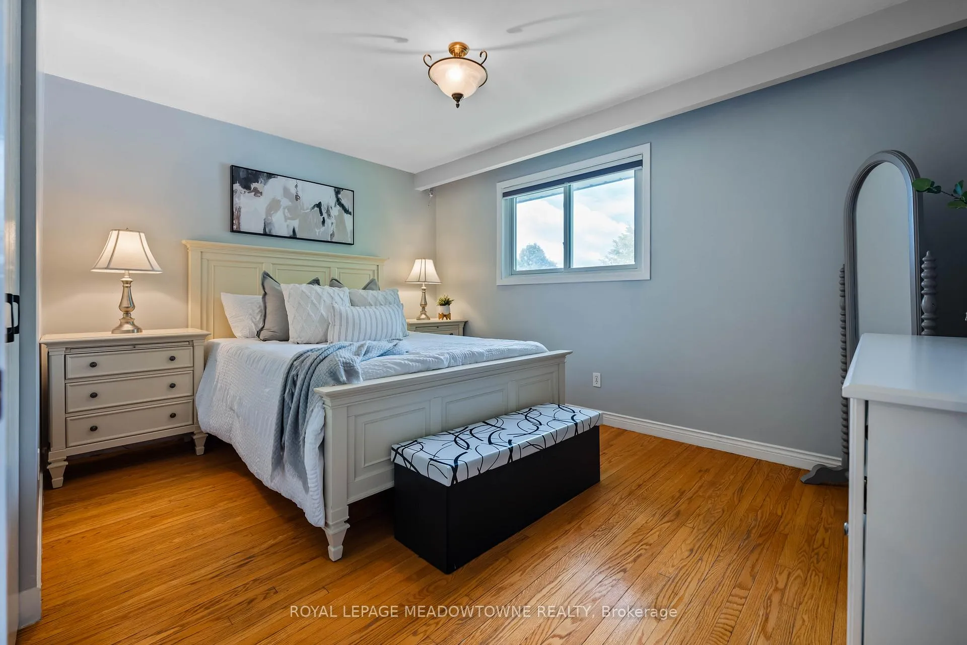 Photo 32 of 28 Algoma Drive, Guelph, Victoria North — HOMEH