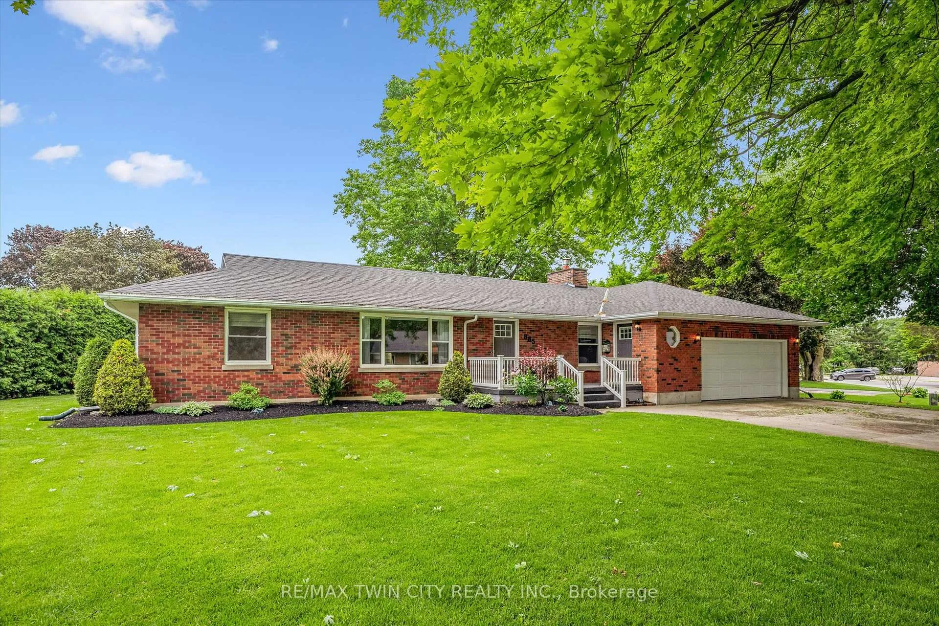 Photo 1 of 885 Winston Boulevard, North Perth, Listowel — HOMEH