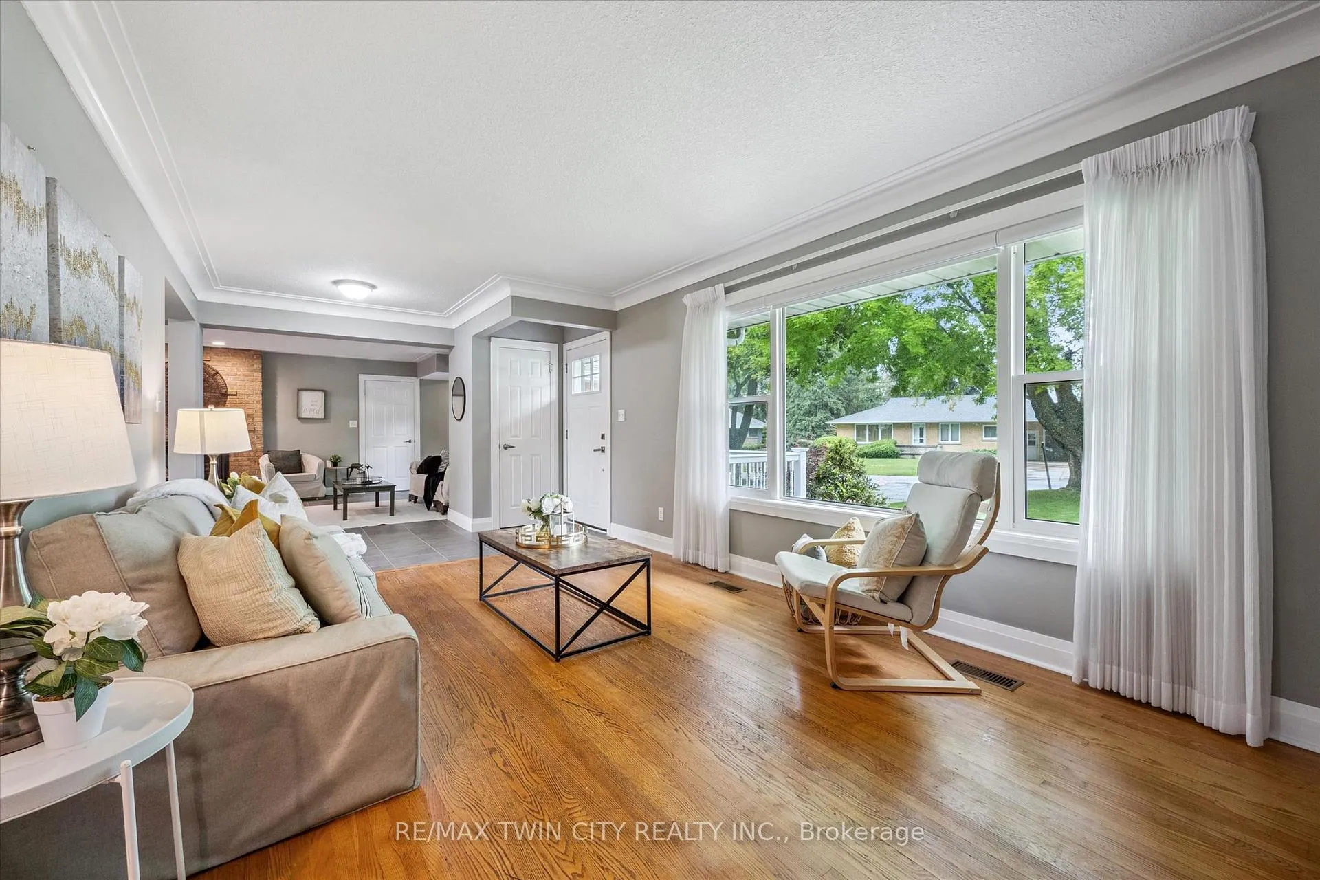 Photo 7 of 885 Winston Boulevard, North Perth, Listowel — HOMEH